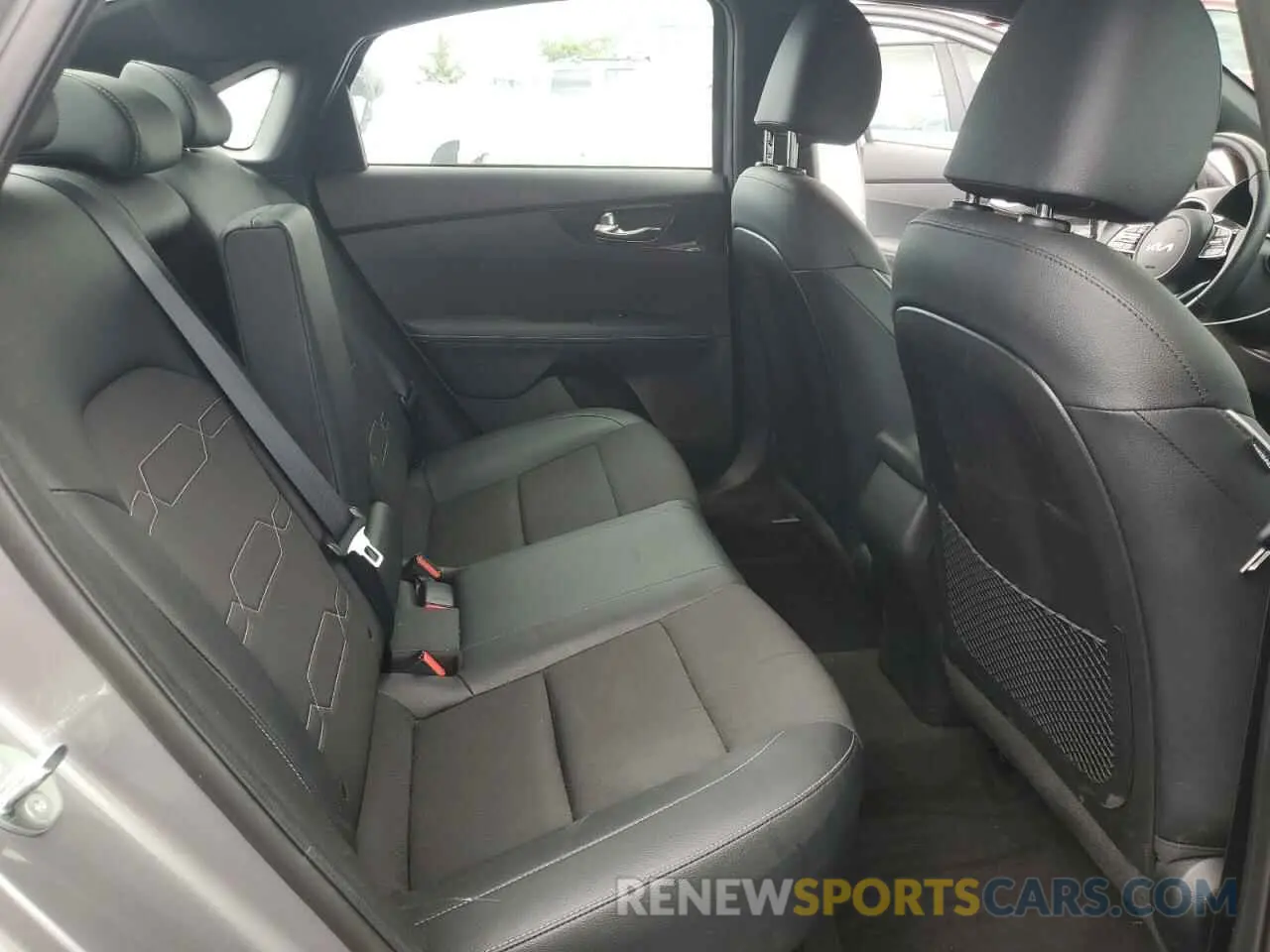 10 fotografías del automóvil dañado 3KPF54AD9PE669681 KIA FORTE 2023