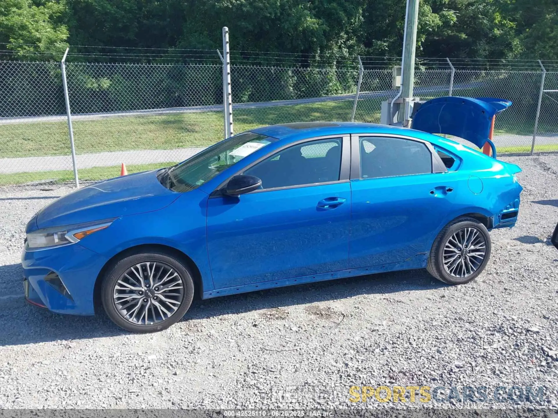 15 fotografías del automóvil dañado 3KPF54AD9PE685251 KIA FORTE 2023