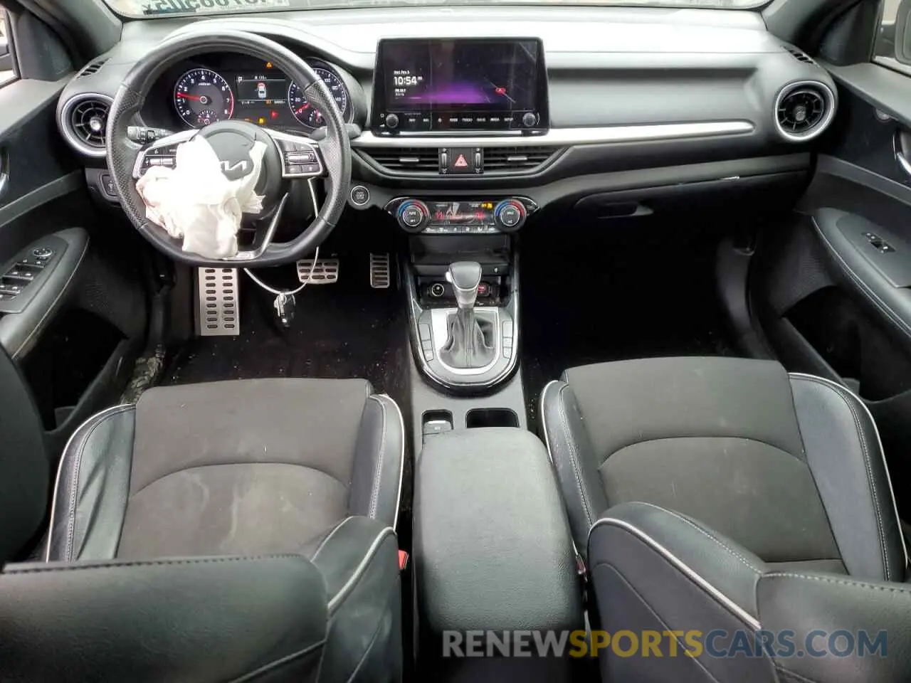 8 fotografías del automóvil dañado 3KPF54ADXPE549016 KIA FORTE 2023