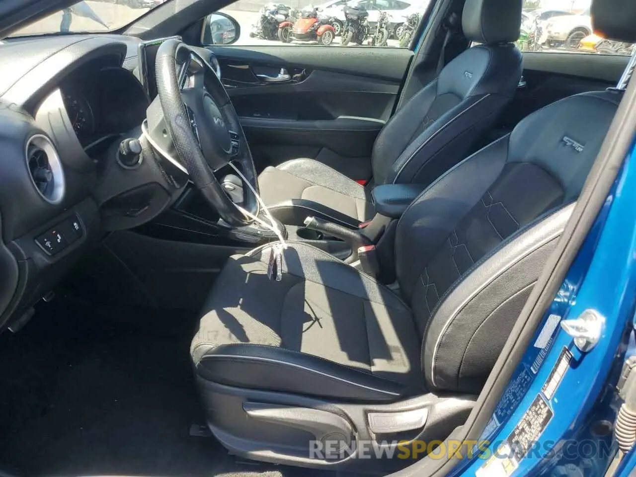 7 fotografías del automóvil dañado 3KPF54ADXPE555740 KIA FORTE 2023