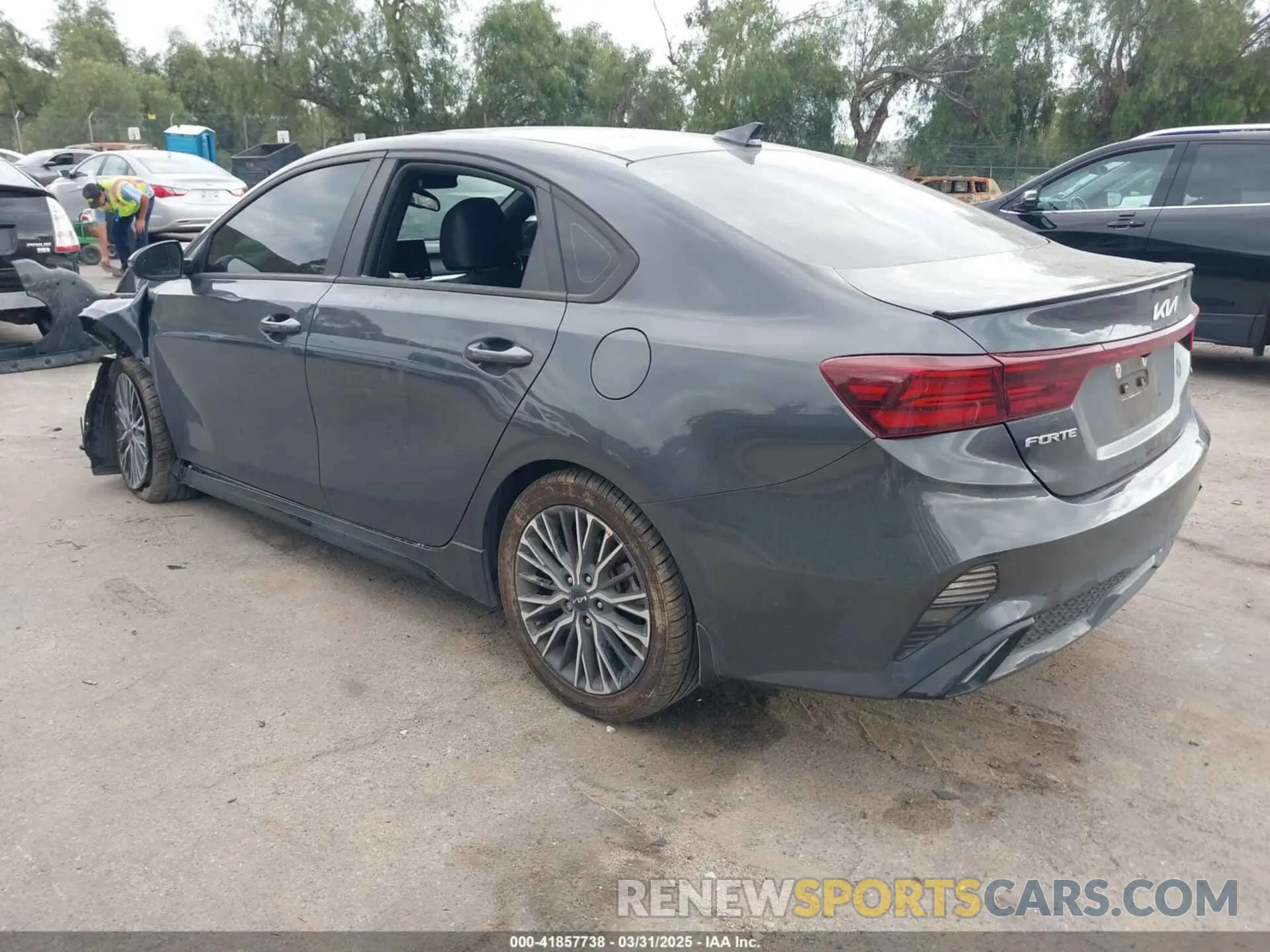 3 fotografías del automóvil dañado 3KPF54ADXPE598362 KIA FORTE 2023