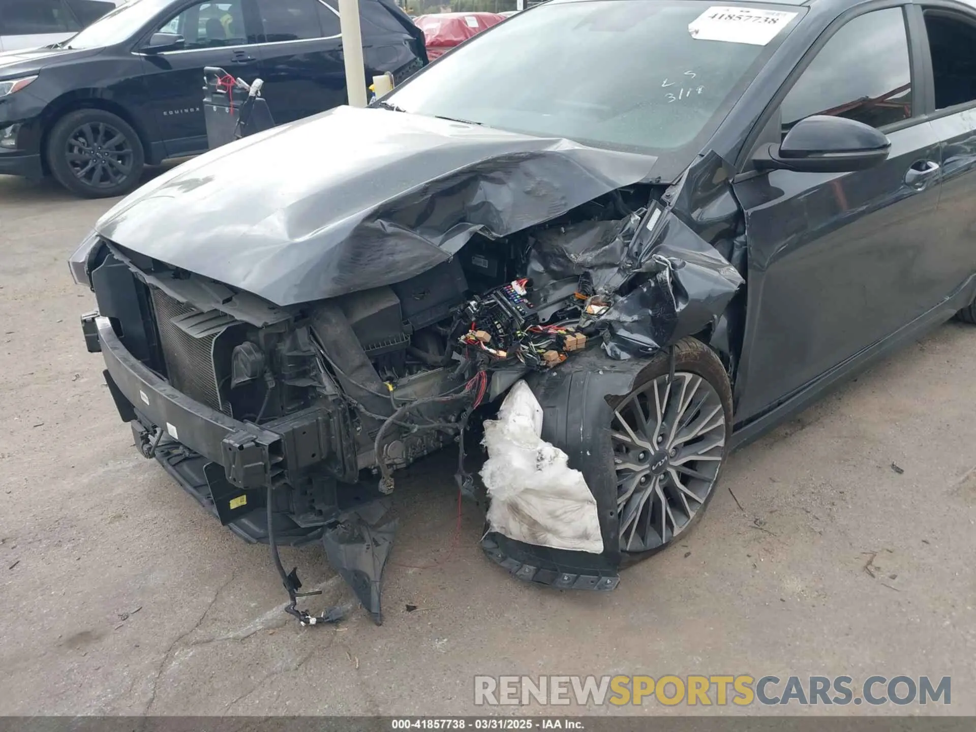 6 fotografías del automóvil dañado 3KPF54ADXPE598362 KIA FORTE 2023