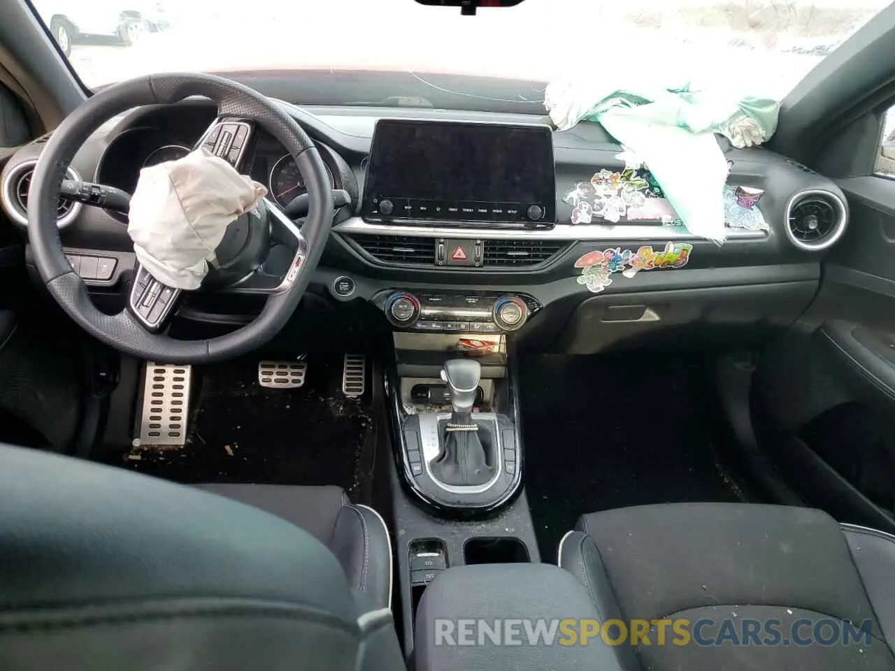 8 fotografías del automóvil dañado 3KPF54ADXPE610087 KIA FORTE 2023