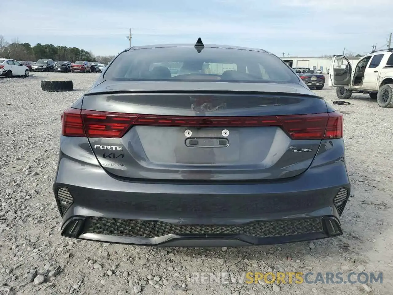 6 fotografías del automóvil dañado 3KPF54ADXPE638794 KIA FORTE 2023