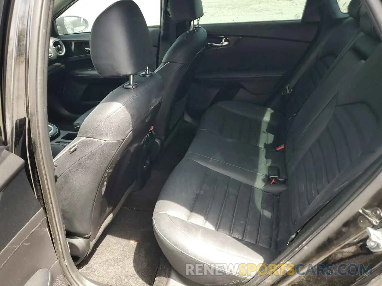 10 fotografías del automóvil dañado 3KPF54ADXPE648208 KIA FORTE 2023
