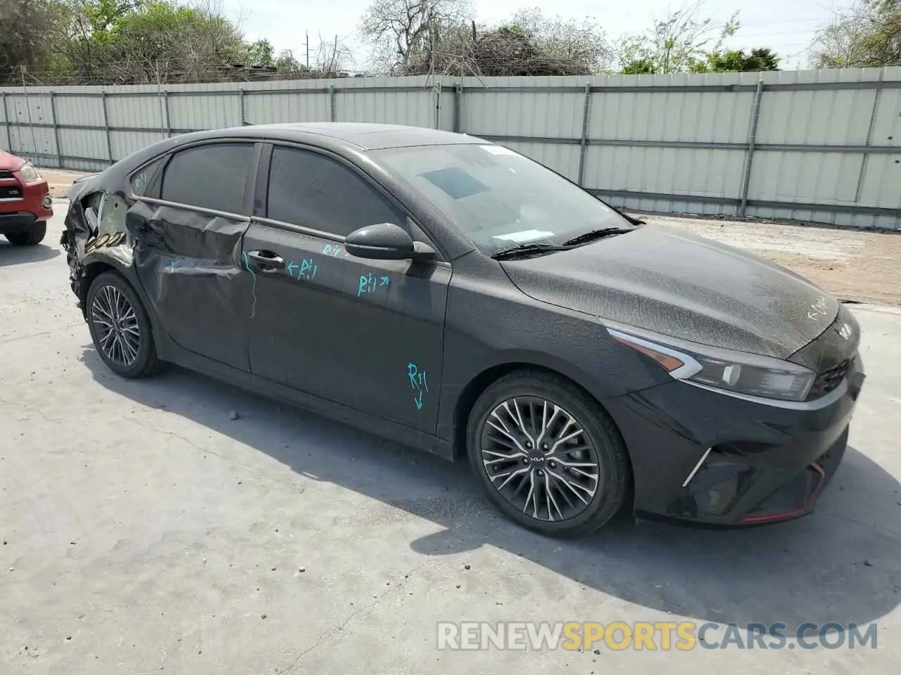 4 fotografías del automóvil dañado 3KPF54ADXPE648208 KIA FORTE 2023