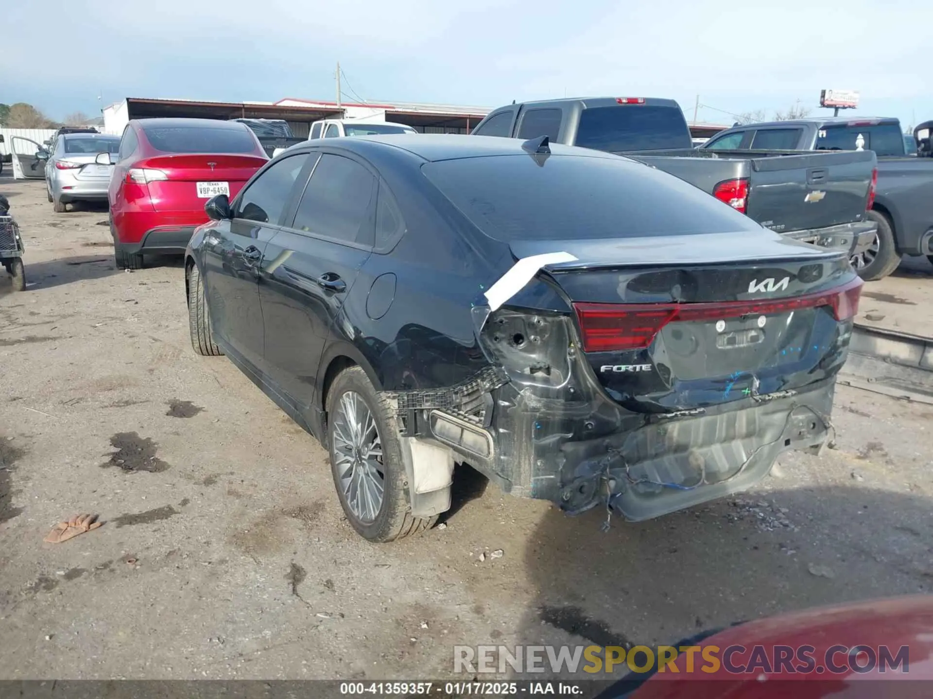 3 fotografías del automóvil dañado 3KPF54ADXPE650637 KIA FORTE 2023