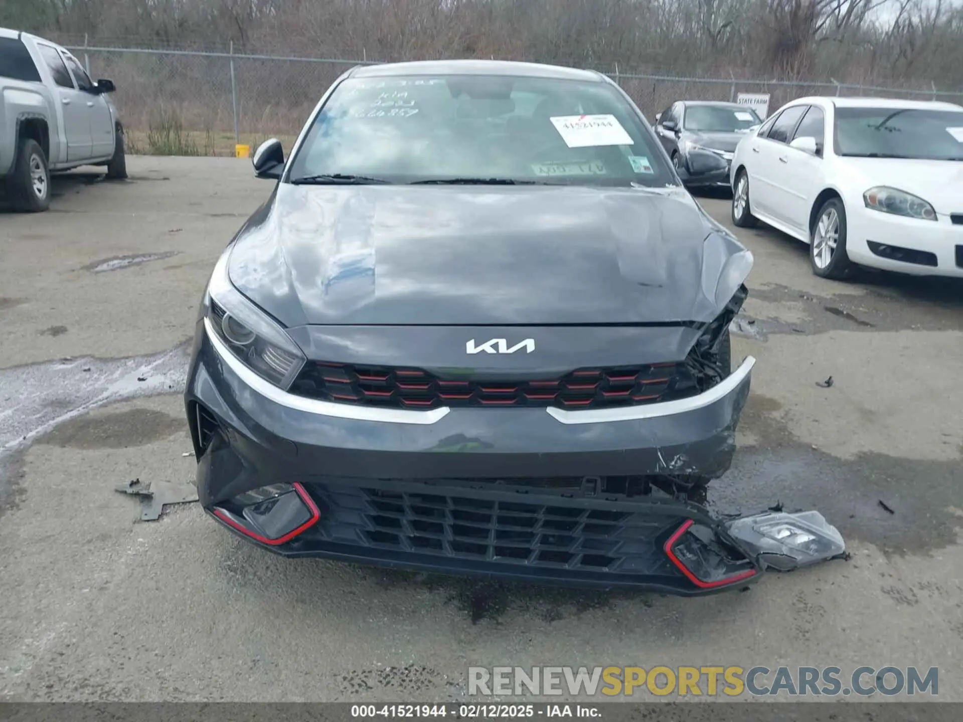 11 fotografías del automóvil dañado 3KPF54ADXPE664859 KIA FORTE 2023