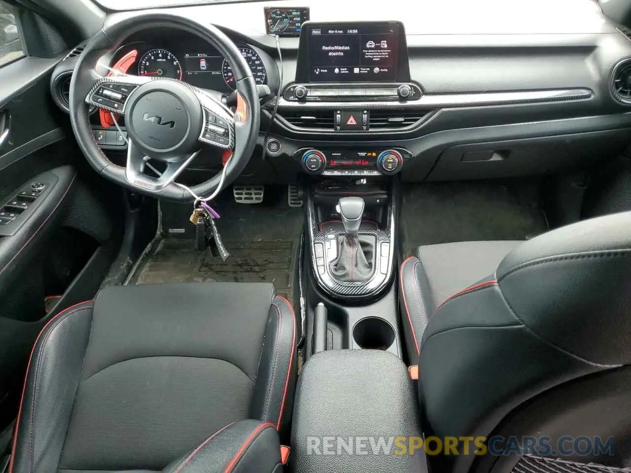 8 fotografías del automóvil dañado KNAF45A72P5160348 KIA FORTE 2023