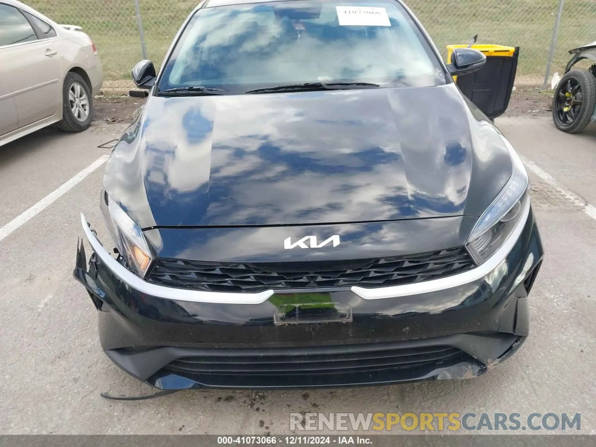 12 fotografías del automóvil dañado 3KPF24AD0RE714776 KIA FORTE 2024