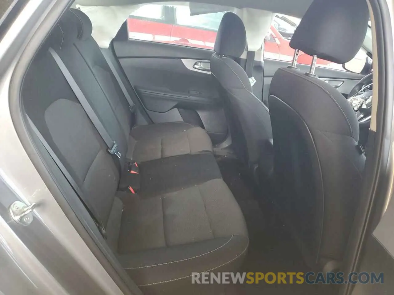10 fotografías del automóvil dañado 3KPF24AD0RE730993 KIA FORTE 2024