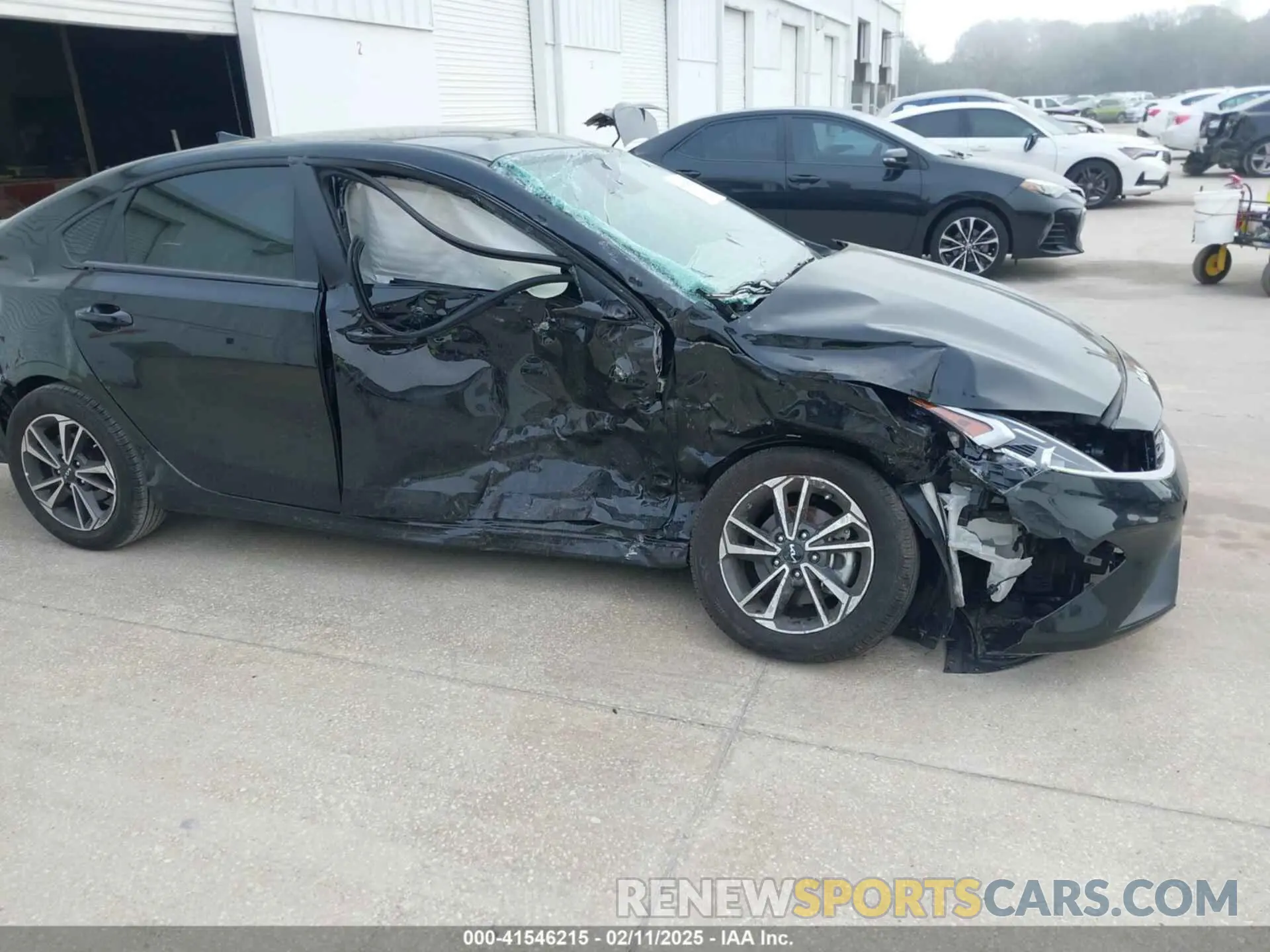 6 fotografías del automóvil dañado 3KPF24AD0RE735692 KIA FORTE 2024