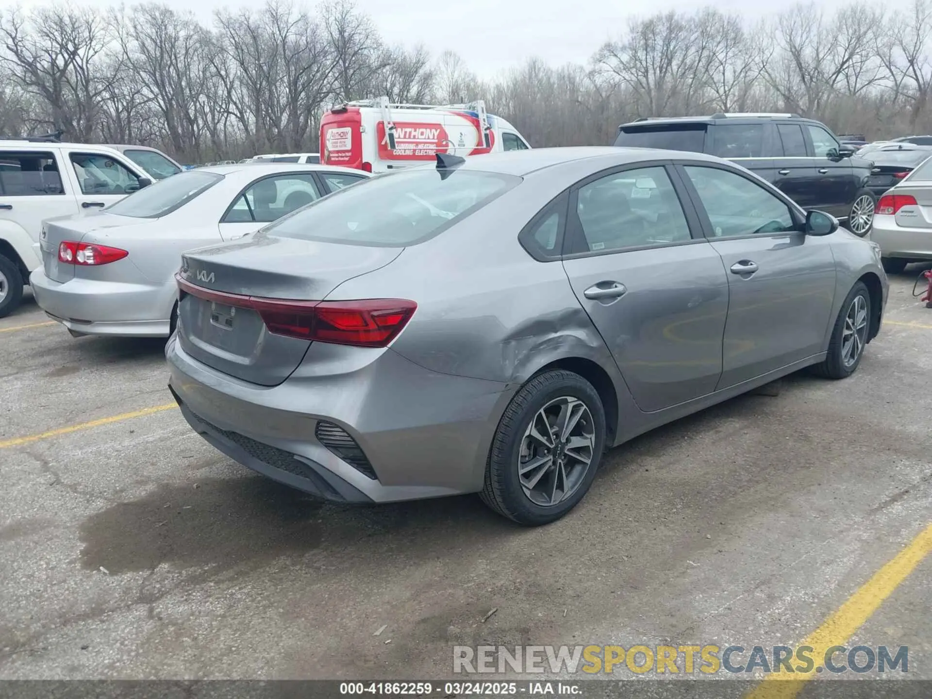 4 fotografías del automóvil dañado 3KPF24AD0RE764643 KIA FORTE 2024