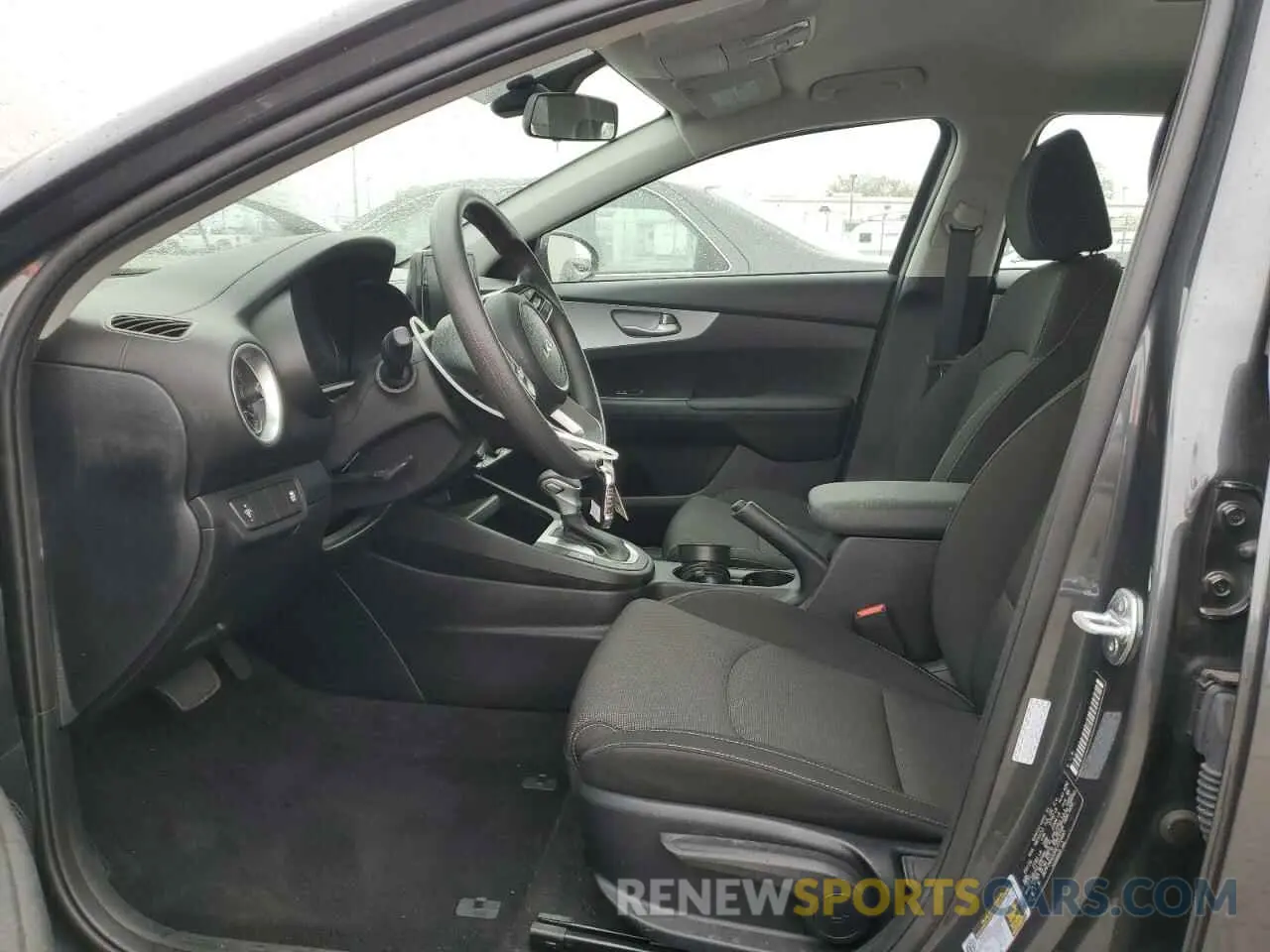 7 fotografías del automóvil dañado 3KPF24AD0RE772483 KIA FORTE 2024