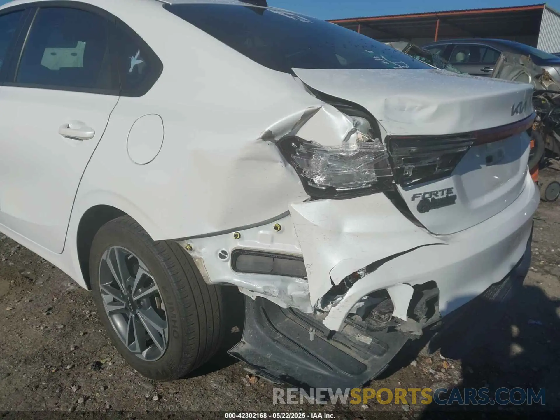 6 fotografías del automóvil dañado 3KPF24AD0RE778218 KIA FORTE 2024