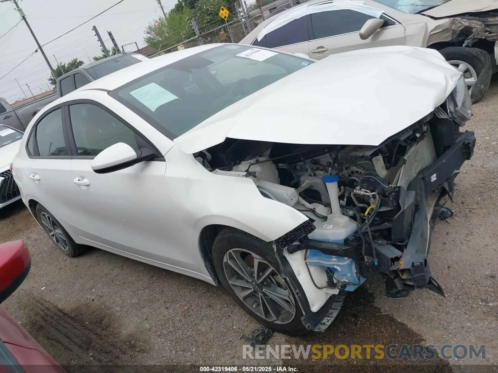 14 fotografías del automóvil dañado 3KPF24AD0RE782883 KIA FORTE 2024