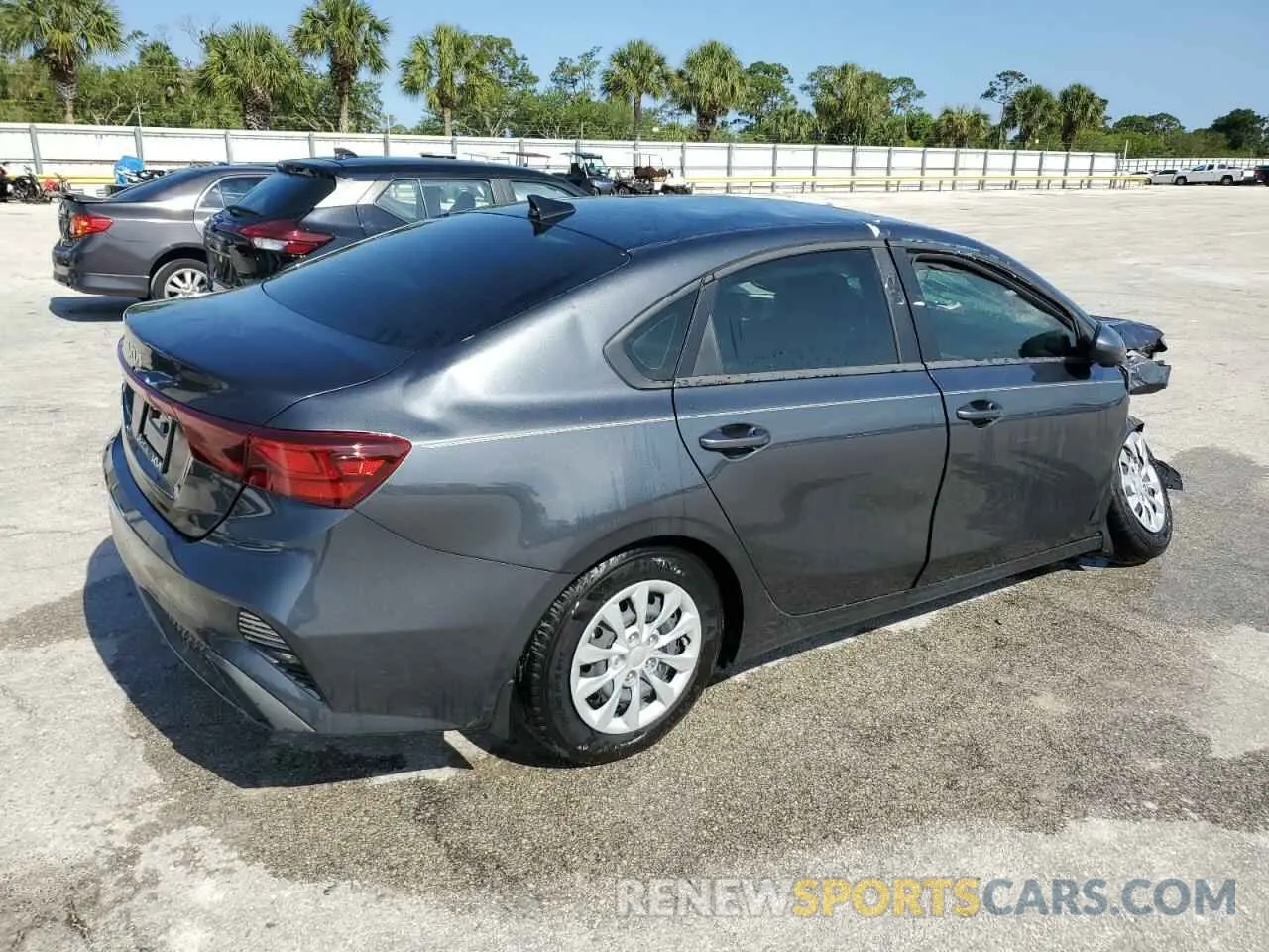 3 fotografías del automóvil dañado 3KPF24AD0RE821875 KIA FORTE 2024