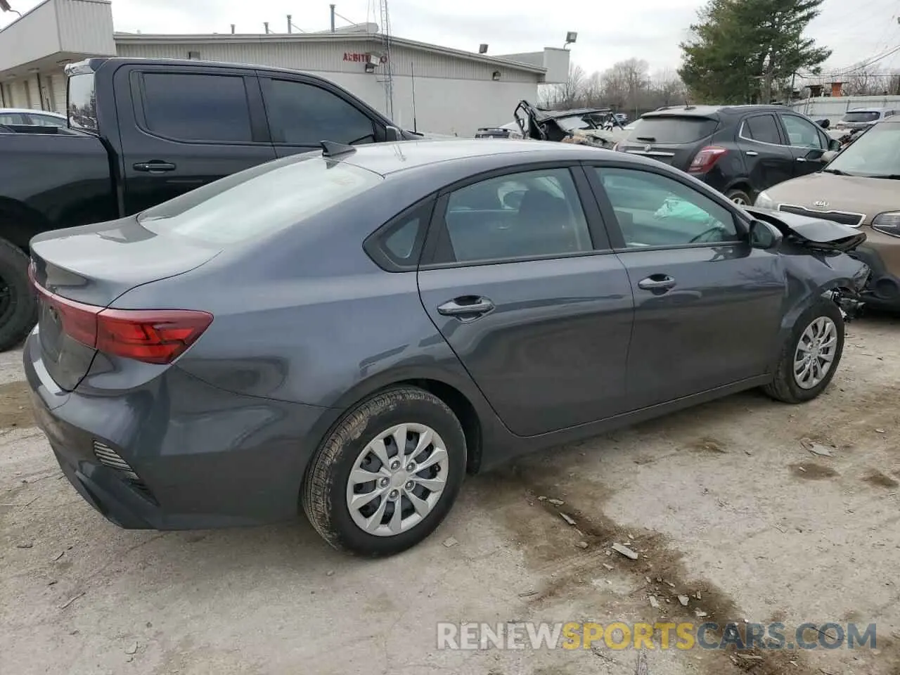3 fotografías del automóvil dañado 3KPF24AD0RE824386 KIA FORTE 2024
