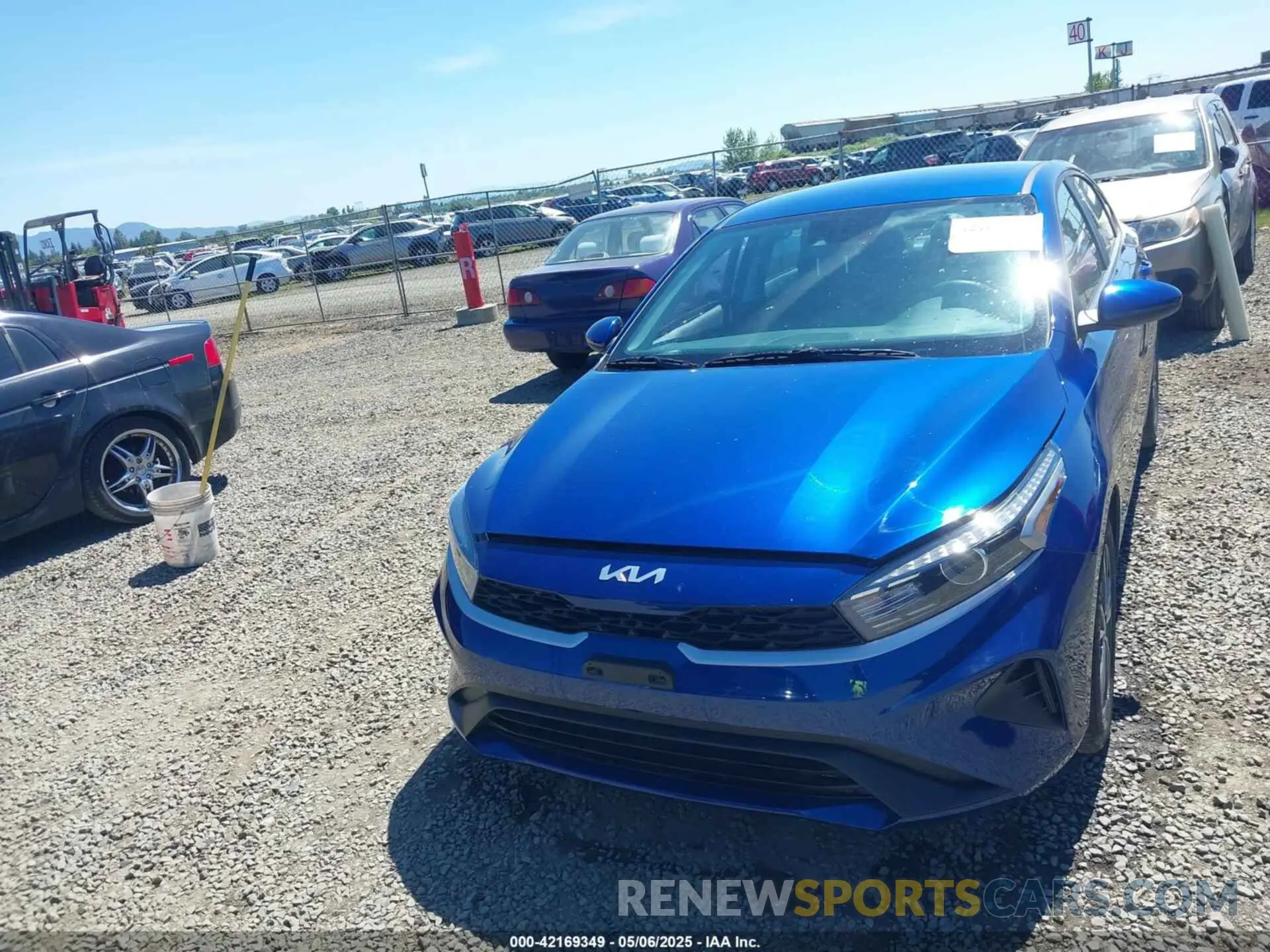 12 fotografías del automóvil dañado 3KPF24AD1RE742764 KIA FORTE 2024