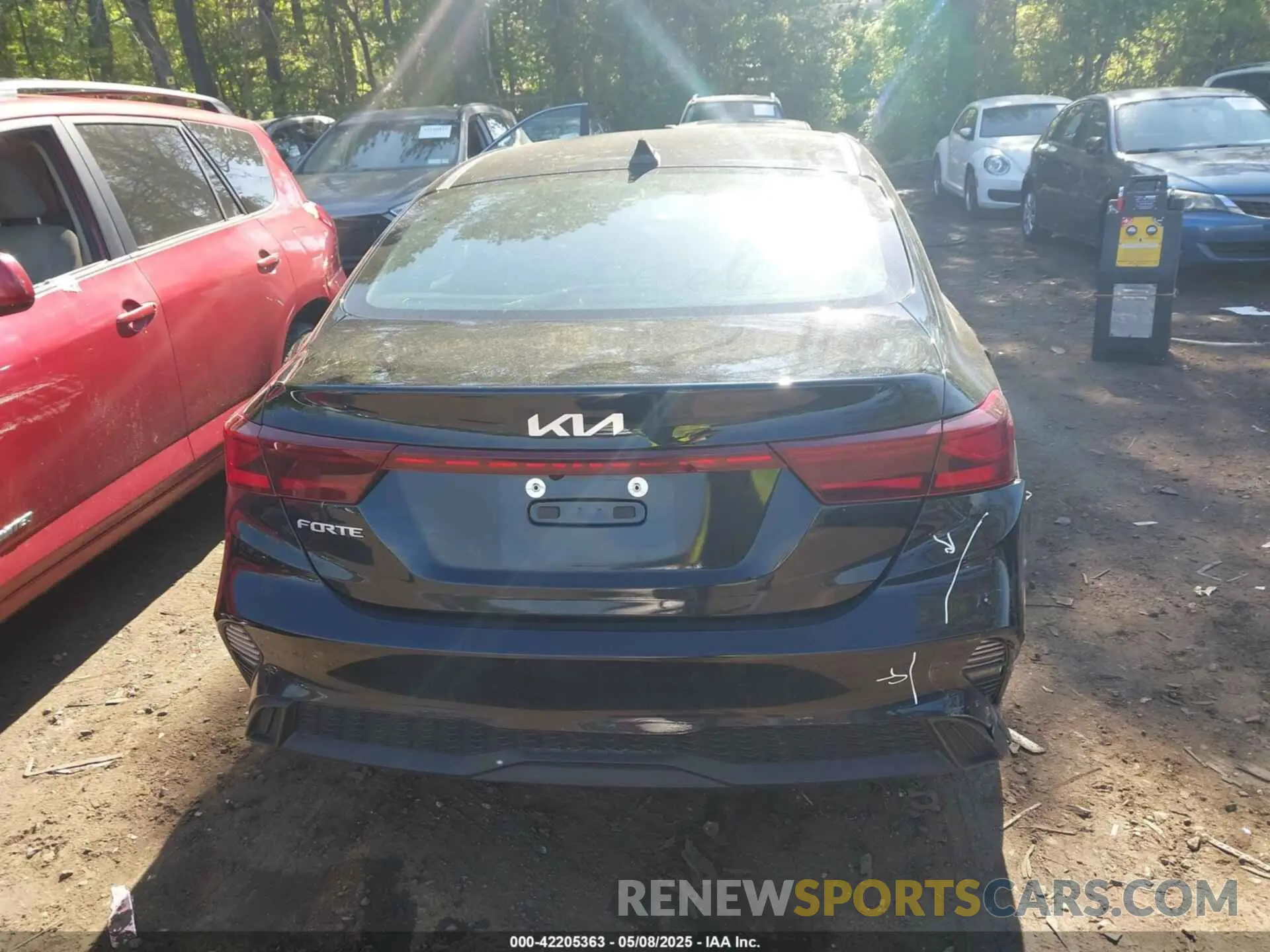 16 fotografías del automóvil dañado 3KPF24AD1RE758267 KIA FORTE 2024
