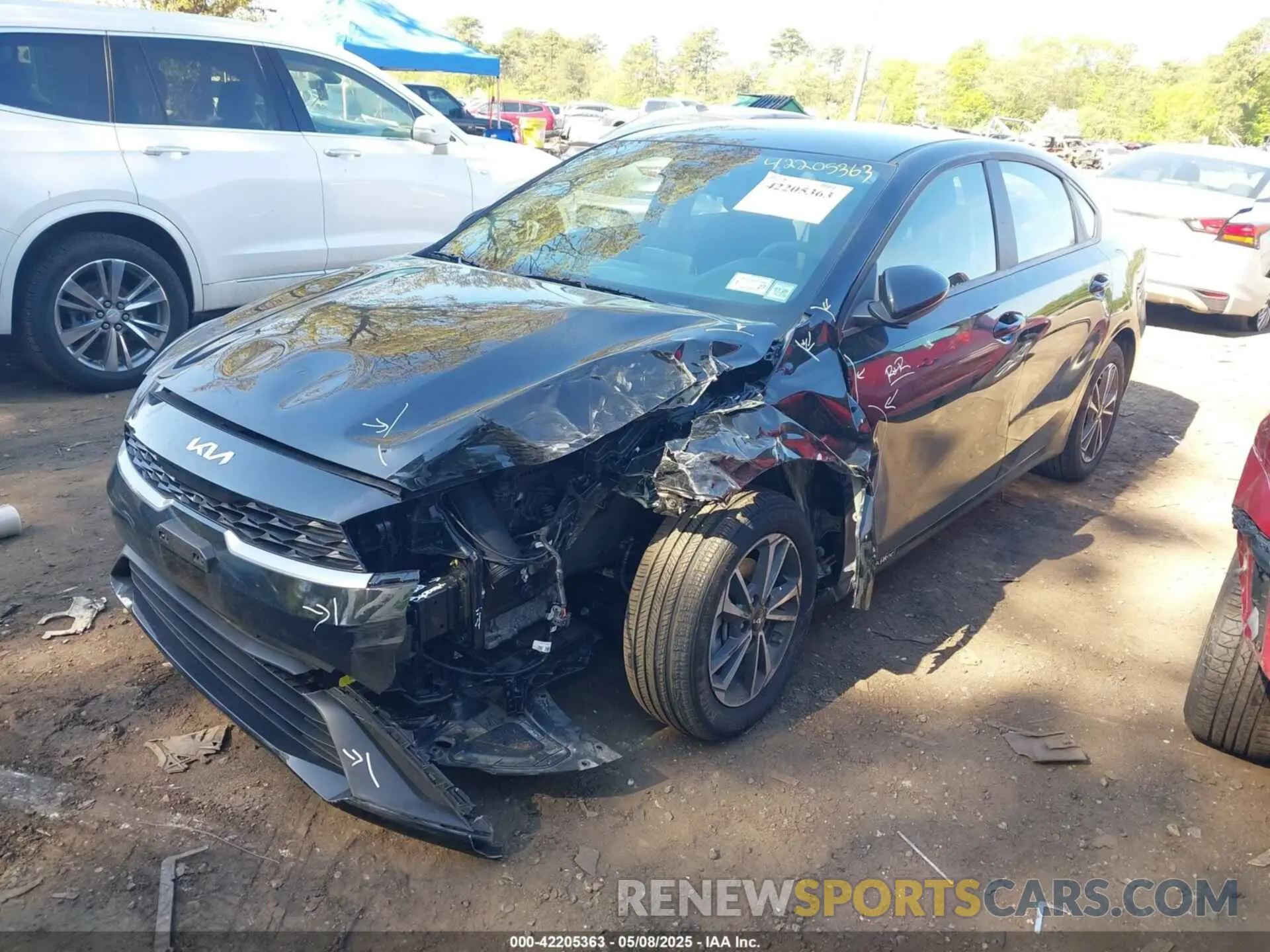 2 fotografías del automóvil dañado 3KPF24AD1RE758267 KIA FORTE 2024