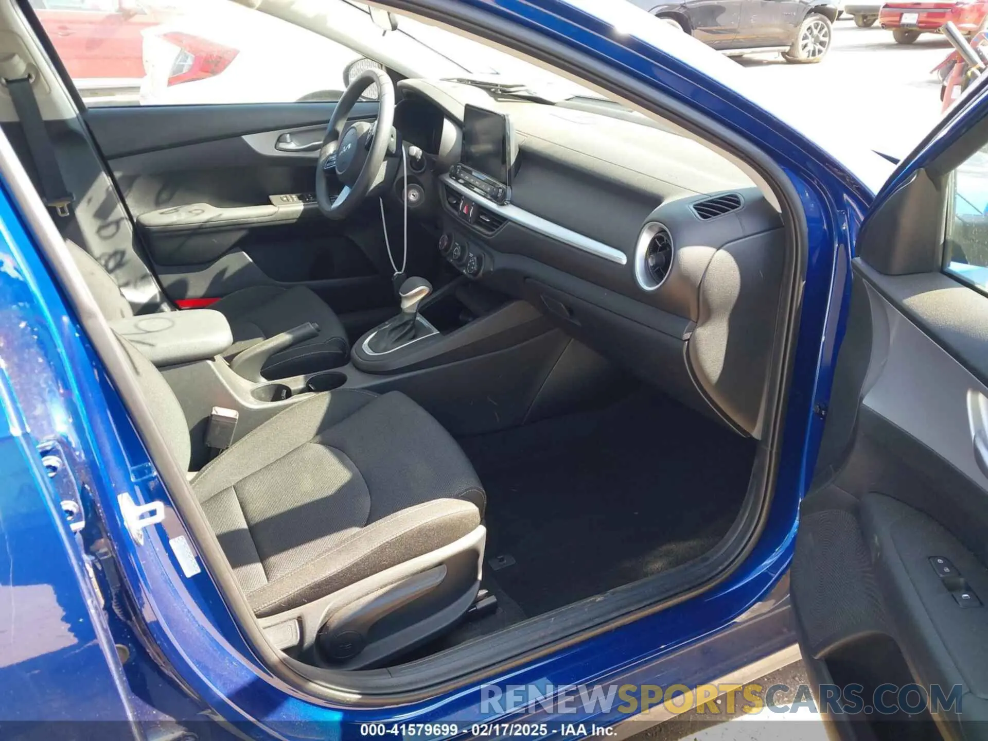 5 fotografías del automóvil dañado 3KPF24AD1RE781063 KIA FORTE 2024