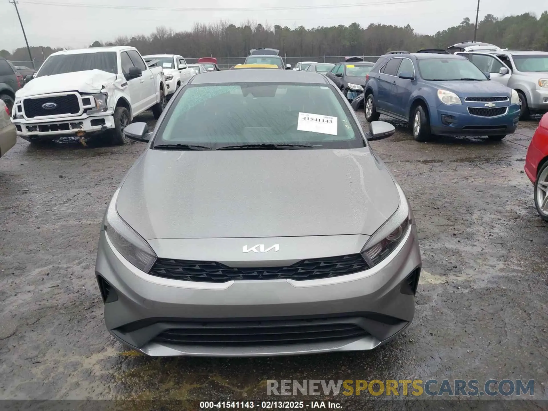12 fotografías del automóvil dañado 3KPF24AD1RE789888 KIA FORTE 2024