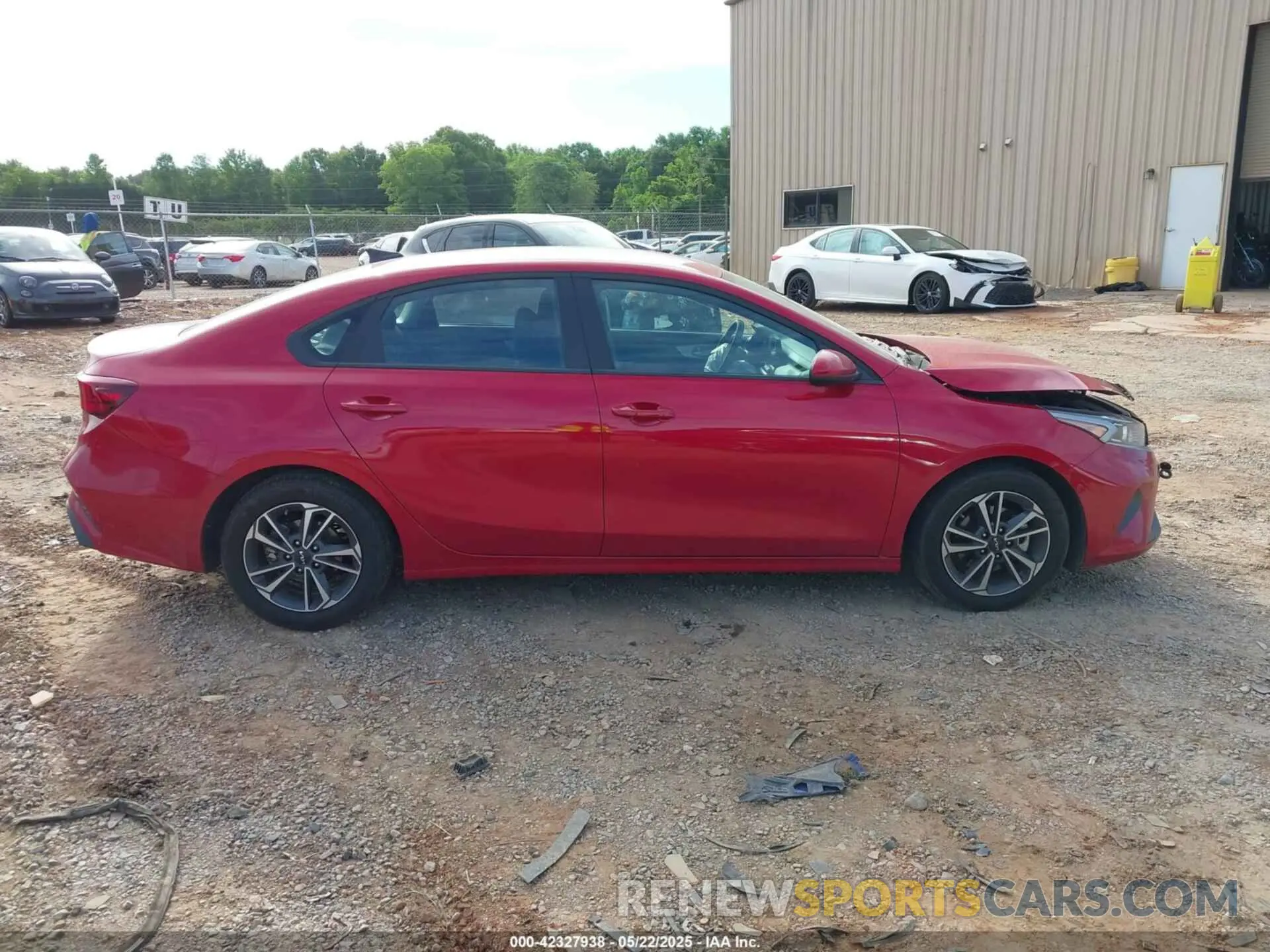 12 fotografías del automóvil dañado 3KPF24AD1RE805233 KIA FORTE 2024