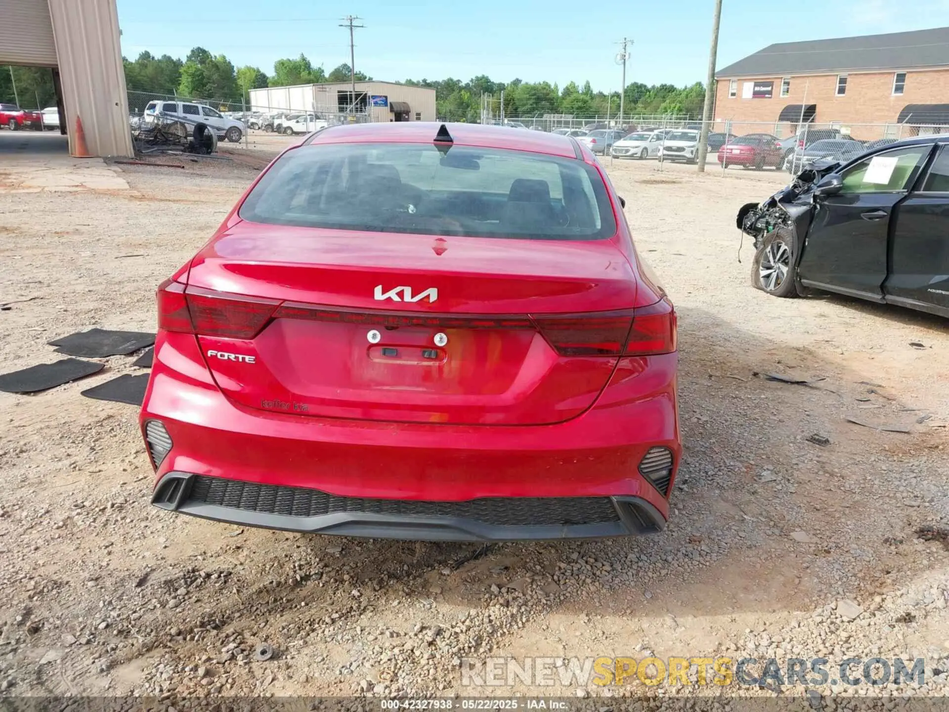 15 fotografías del automóvil dañado 3KPF24AD1RE805233 KIA FORTE 2024