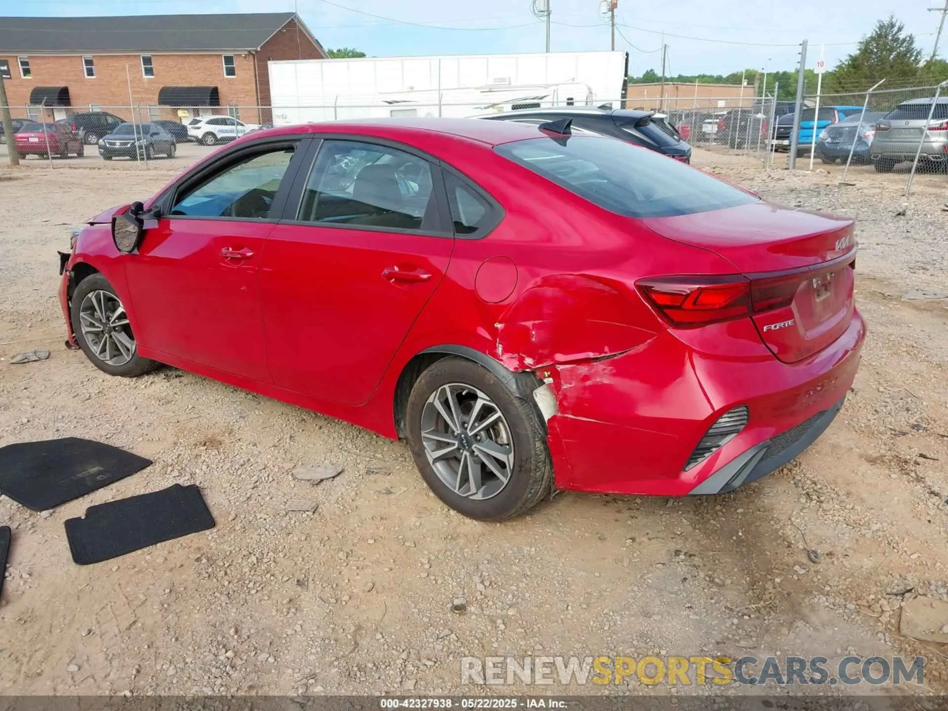 3 fotografías del automóvil dañado 3KPF24AD1RE805233 KIA FORTE 2024