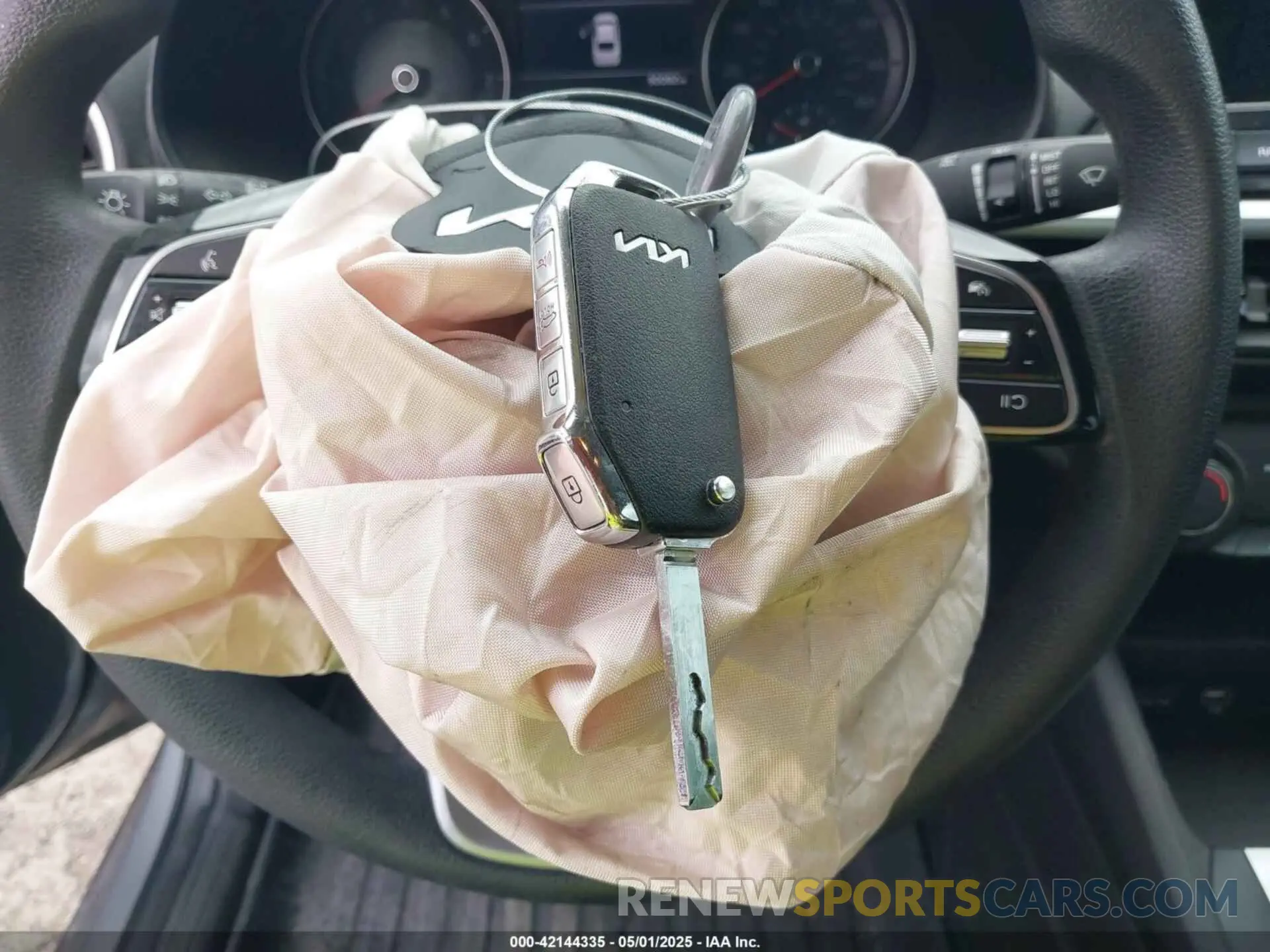 11 fotografías del automóvil dañado 3KPF24AD2RE703987 KIA FORTE 2024