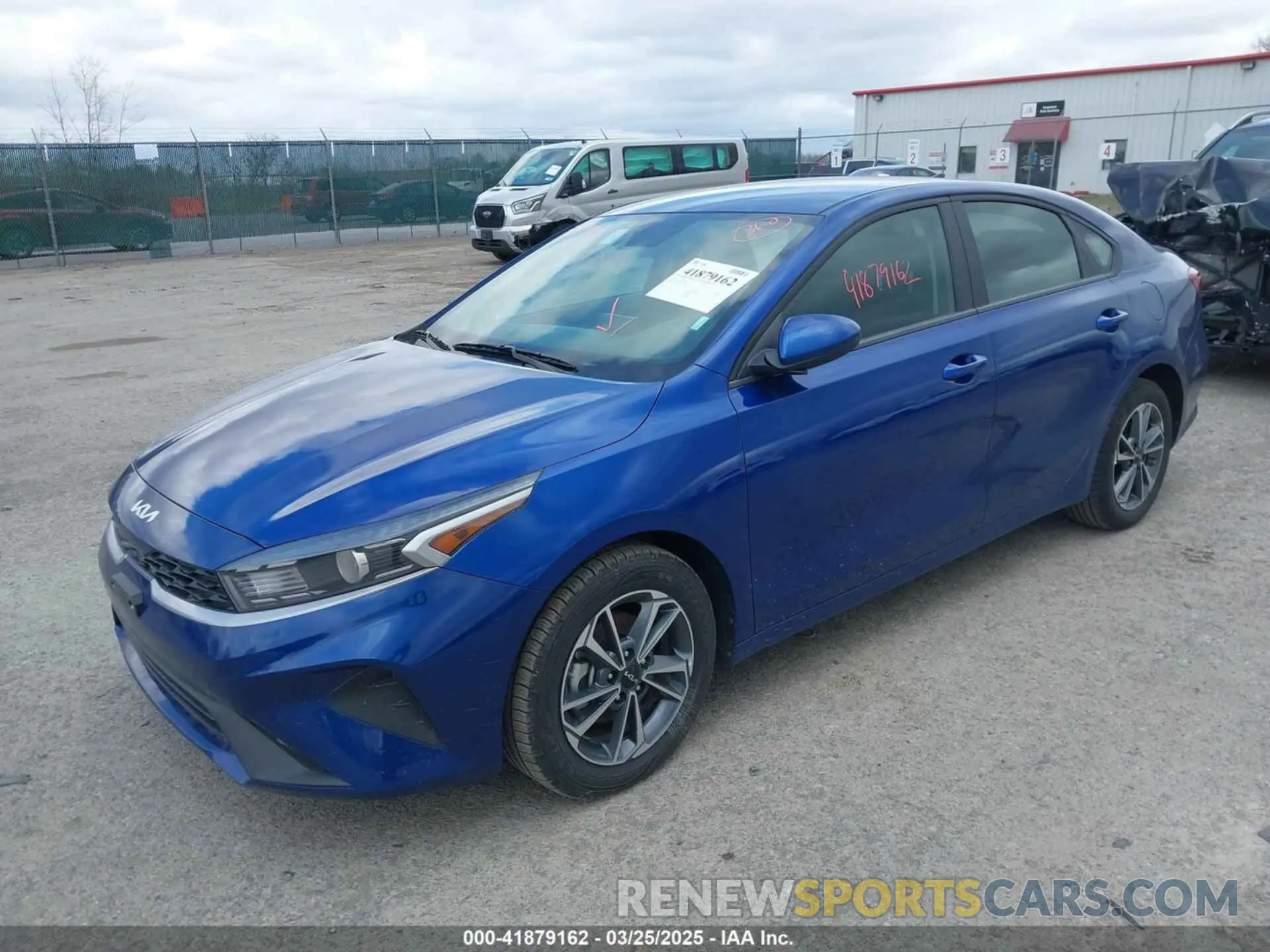 2 fotografías del automóvil dañado 3KPF24AD2RE723754 KIA FORTE 2024