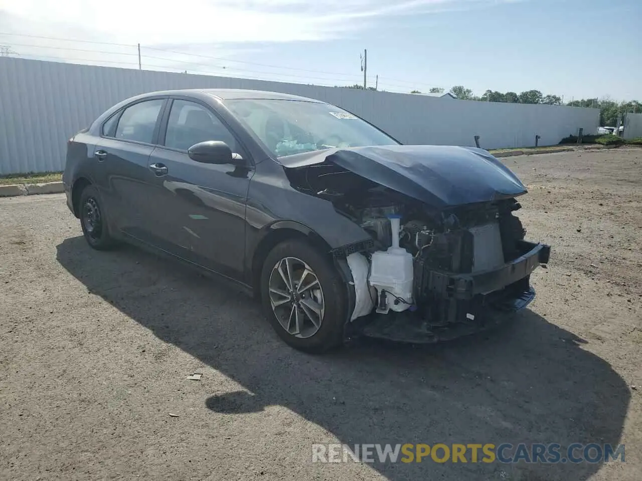 4 fotografías del automóvil dañado 3KPF24AD2RE747231 KIA FORTE 2024