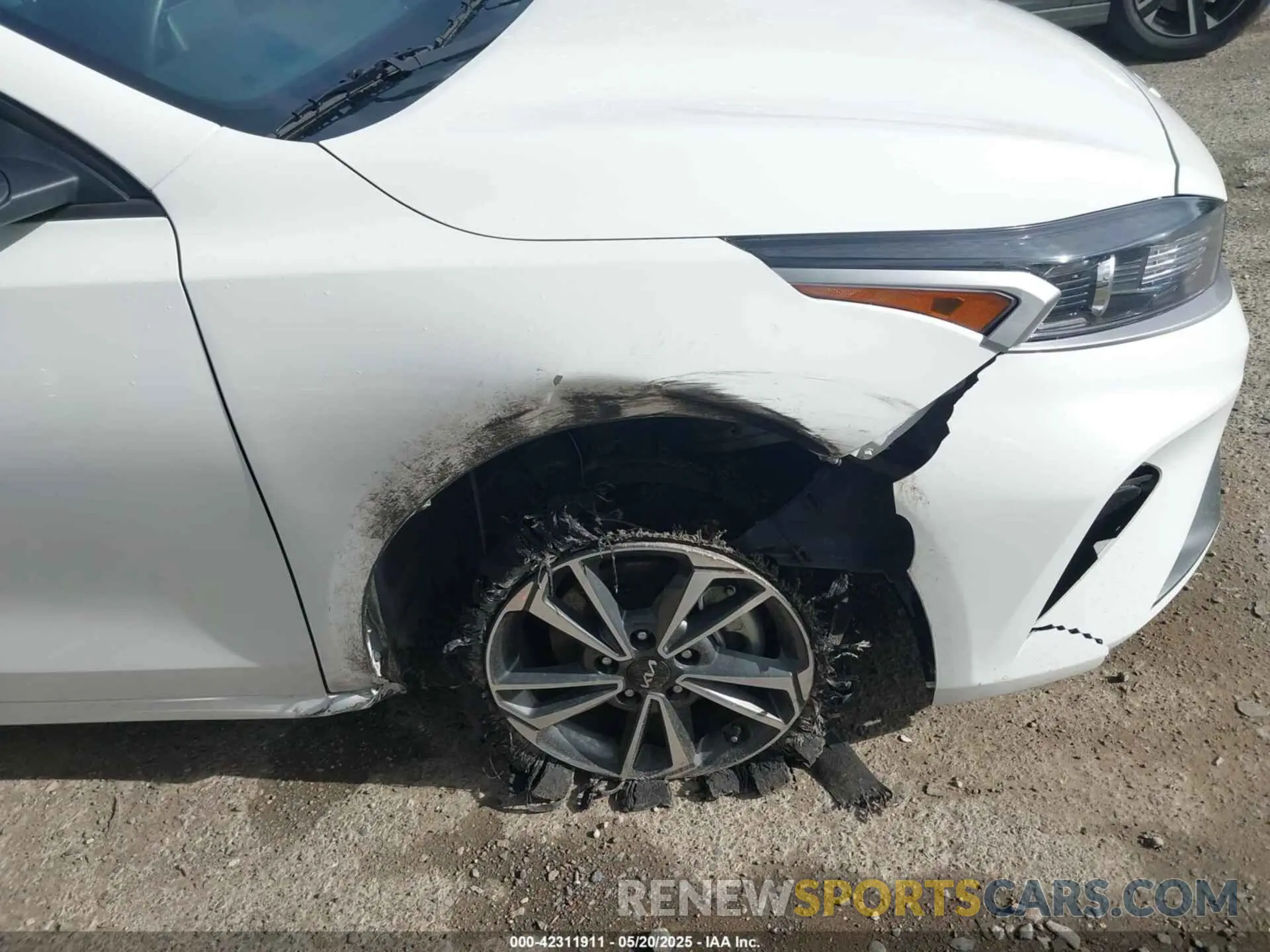 6 fotografías del automóvil dañado 3KPF24AD2RE768435 KIA FORTE 2024