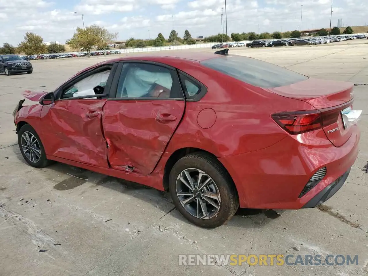 2 fotografías del automóvil dañado 3KPF24AD2RE794355 KIA FORTE 2024
