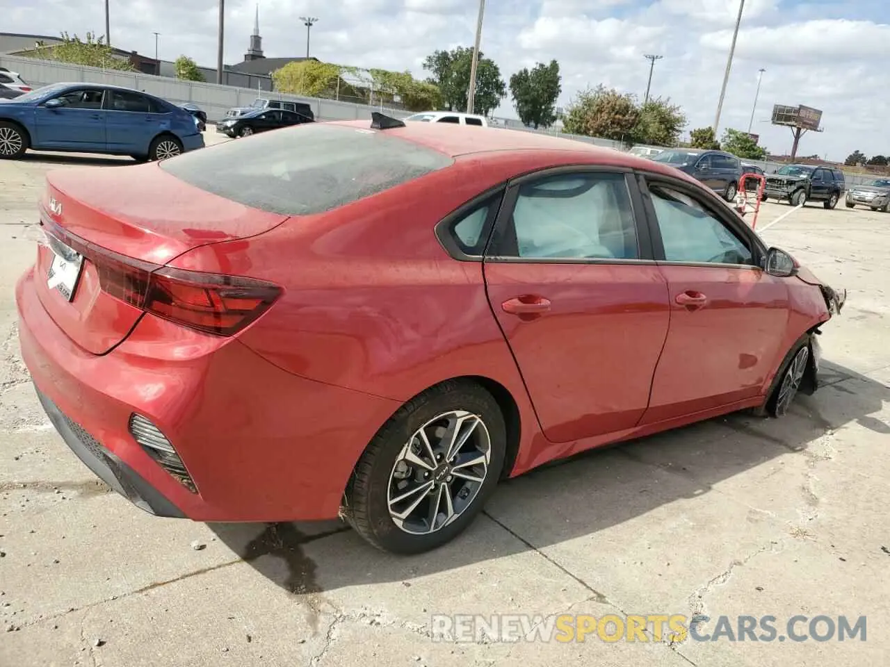 3 fotografías del automóvil dañado 3KPF24AD2RE794355 KIA FORTE 2024