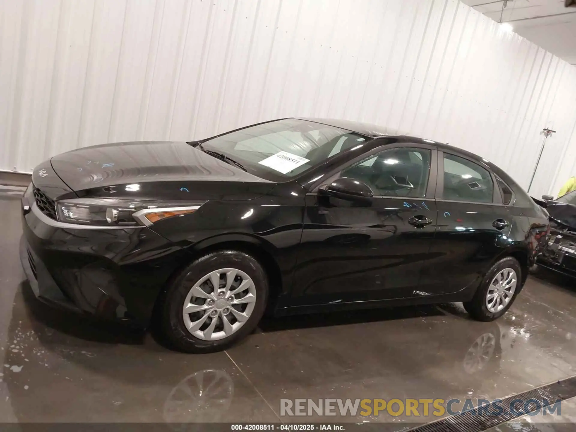 15 fotografías del automóvil dañado 3KPF24AD2RE811915 KIA FORTE 2024