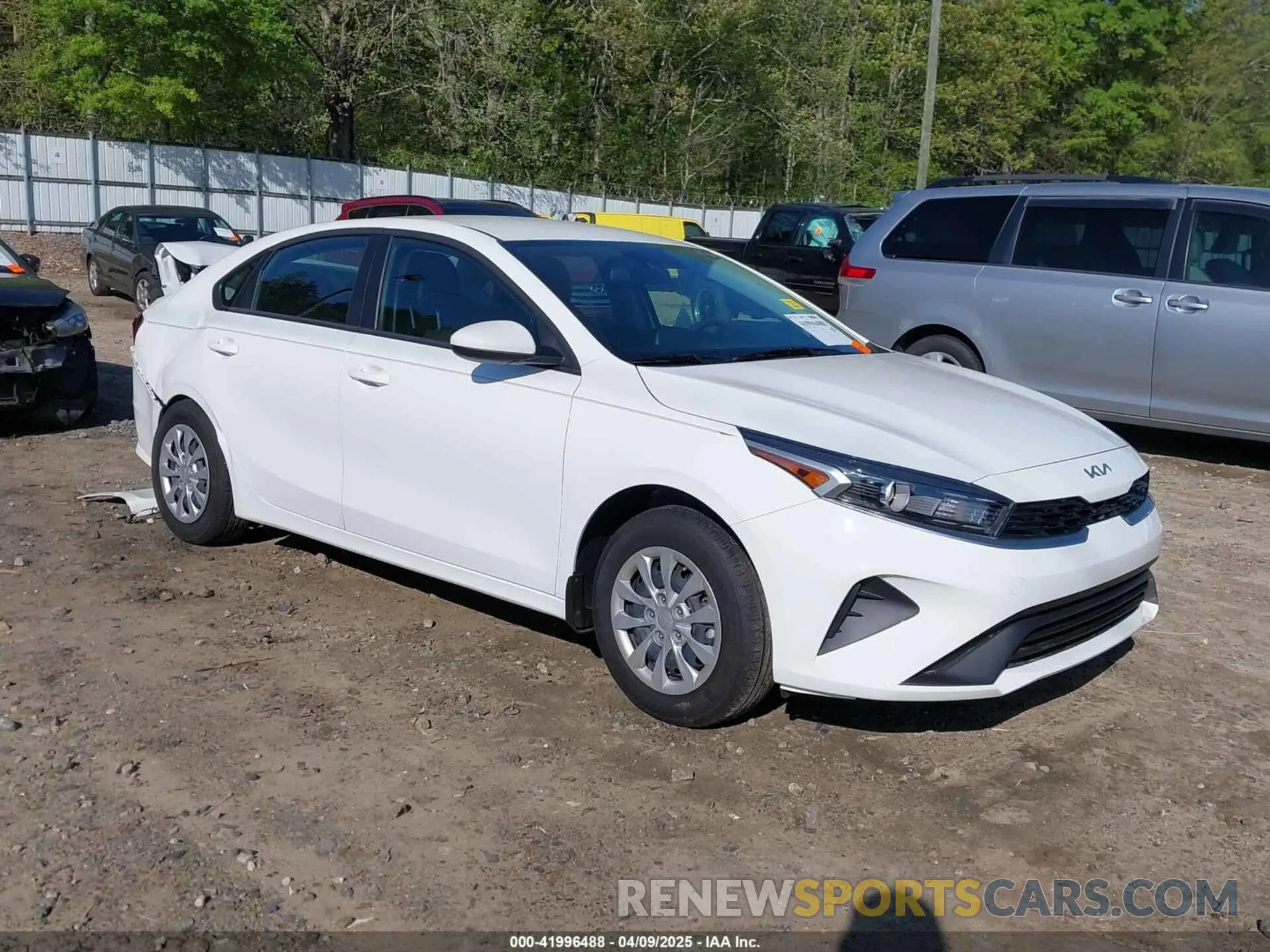 1 fotografías del automóvil dañado 3KPF24AD2RE814071 KIA FORTE 2024