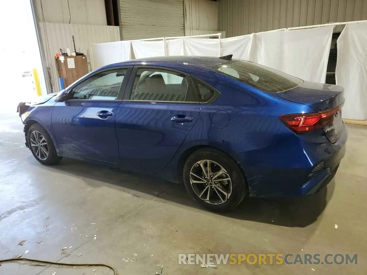 2 fotografías del automóvil dañado 3KPF24AD2RE830688 KIA FORTE 2024