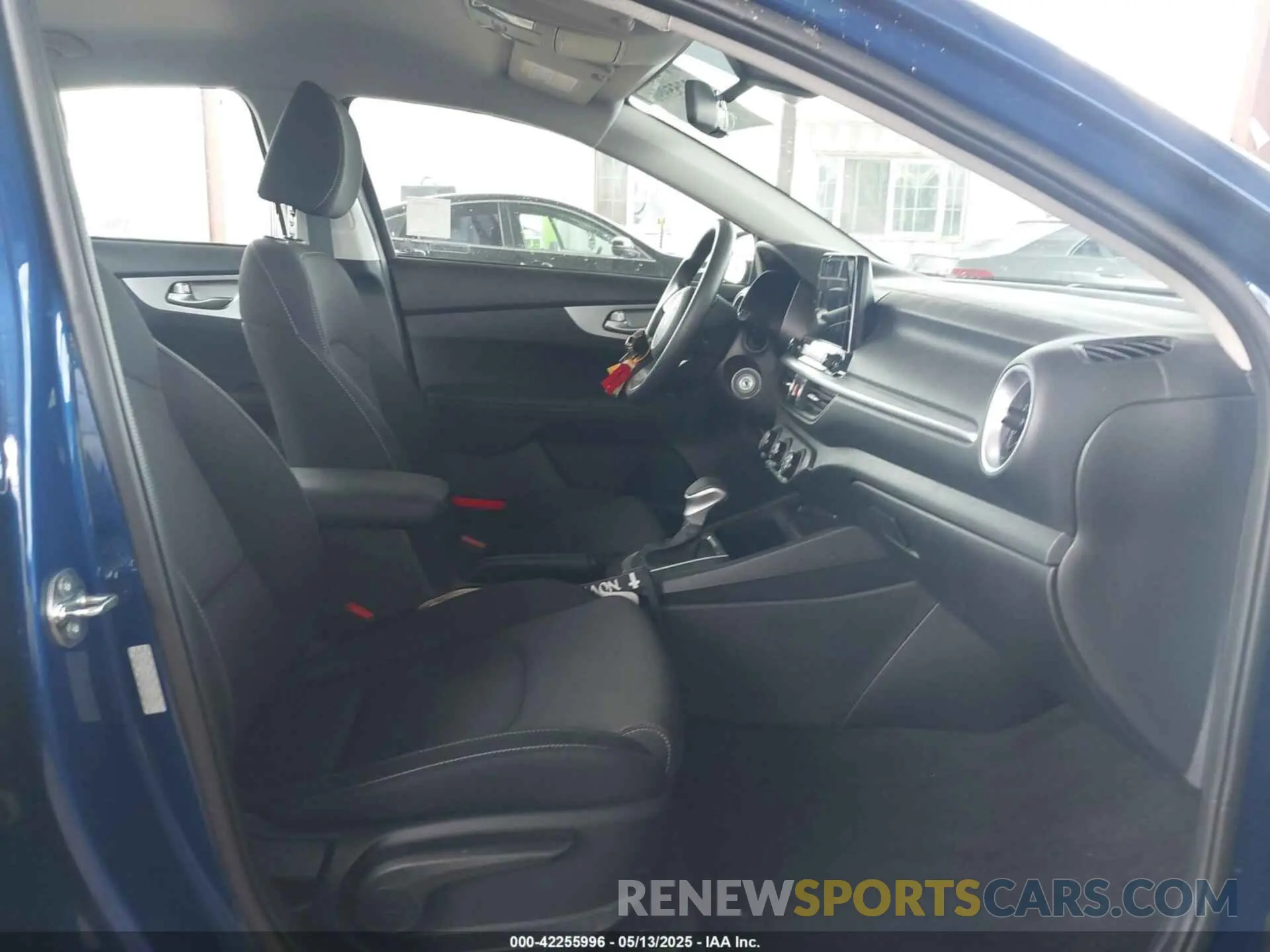 5 fotografías del automóvil dañado 3KPF24AD2RE837396 KIA FORTE 2024