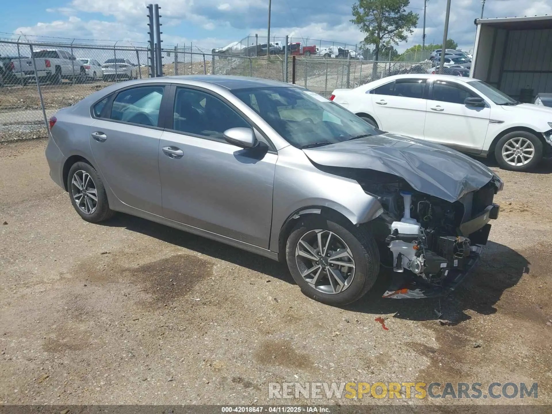 1 fotografías del automóvil dañado 3KPF24AD2RE841318 KIA FORTE 2024