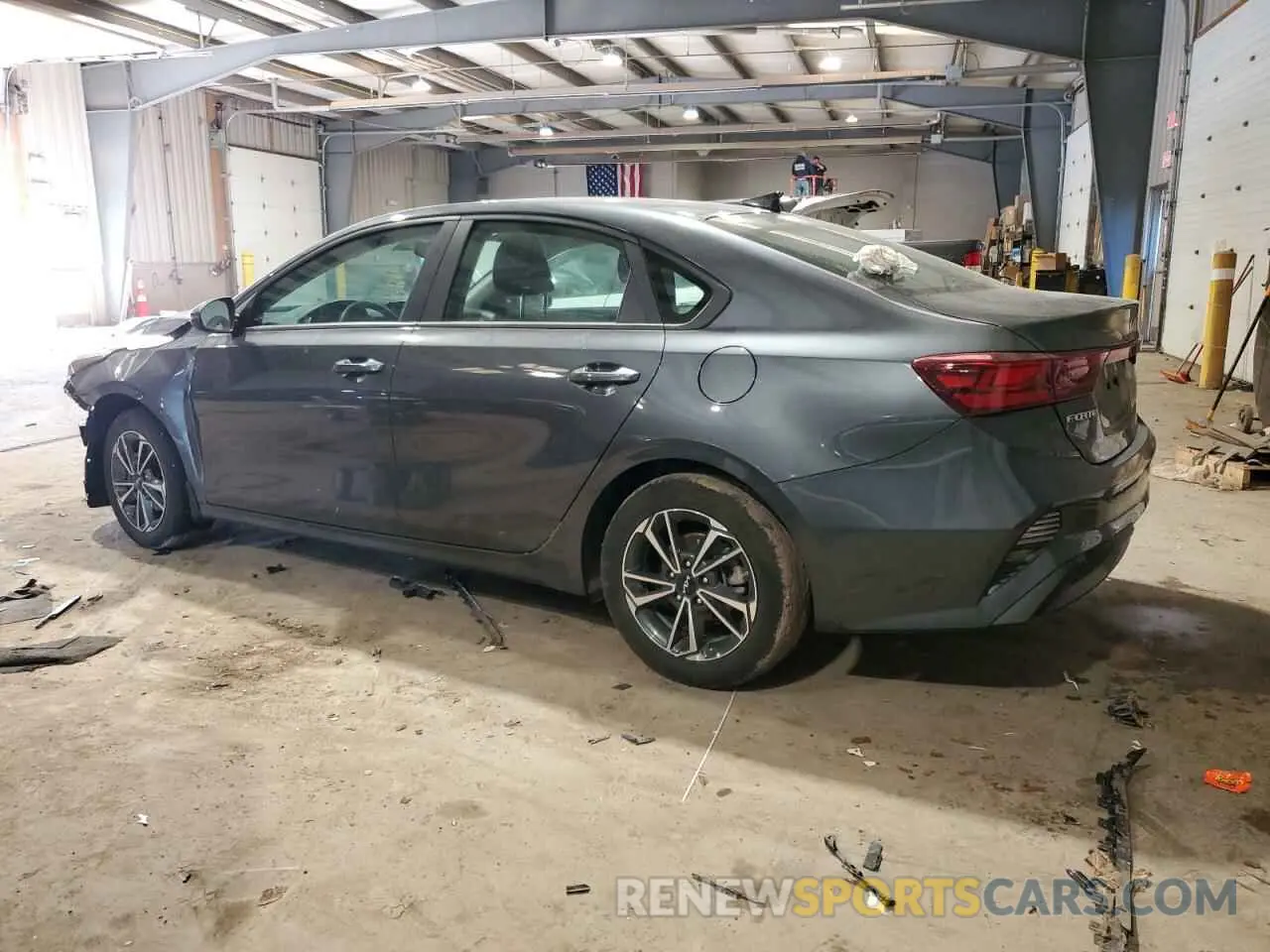 2 fotografías del automóvil dañado 3KPF24AD3RE733497 KIA FORTE 2024