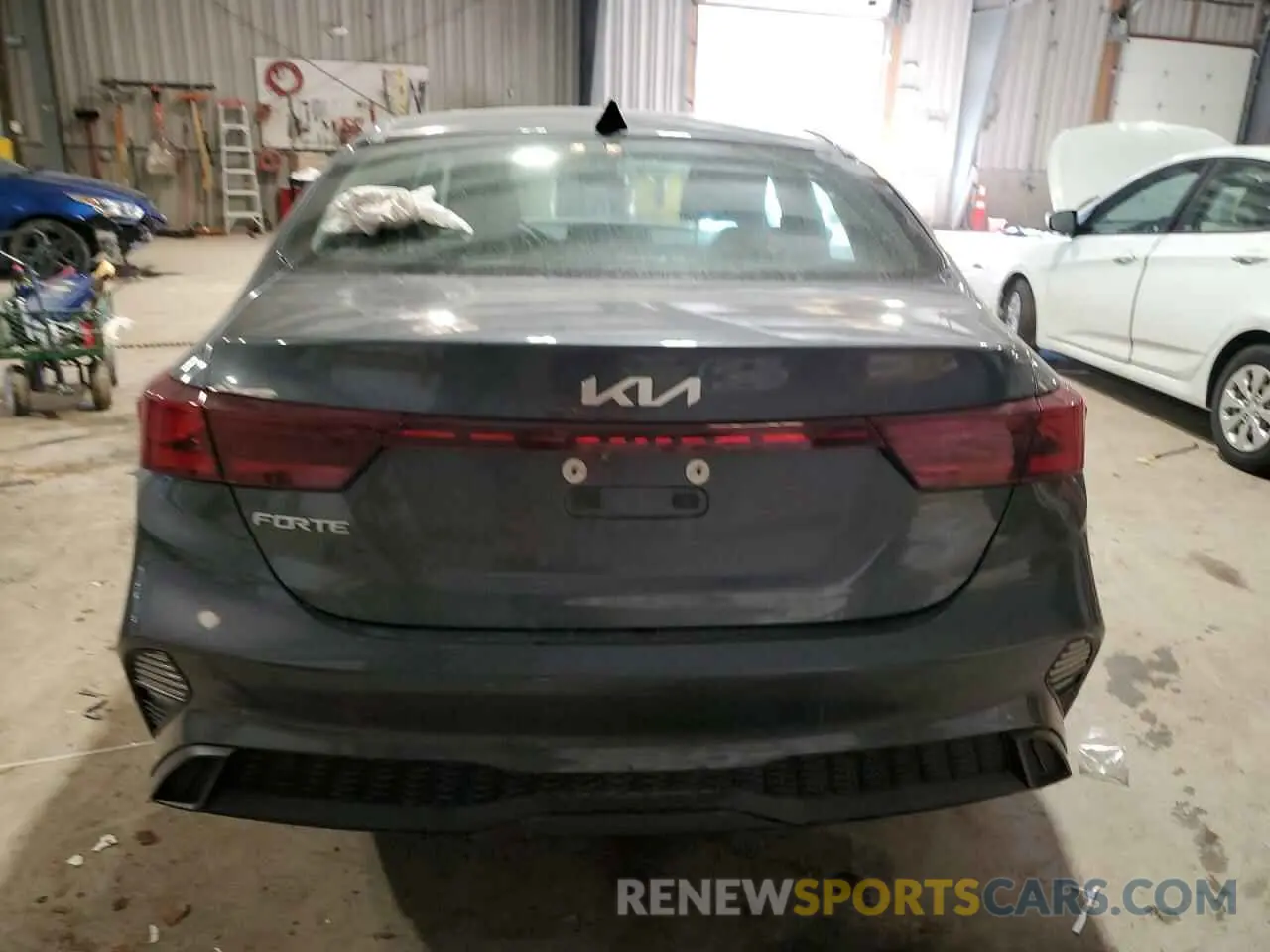 6 fotografías del automóvil dañado 3KPF24AD3RE733497 KIA FORTE 2024