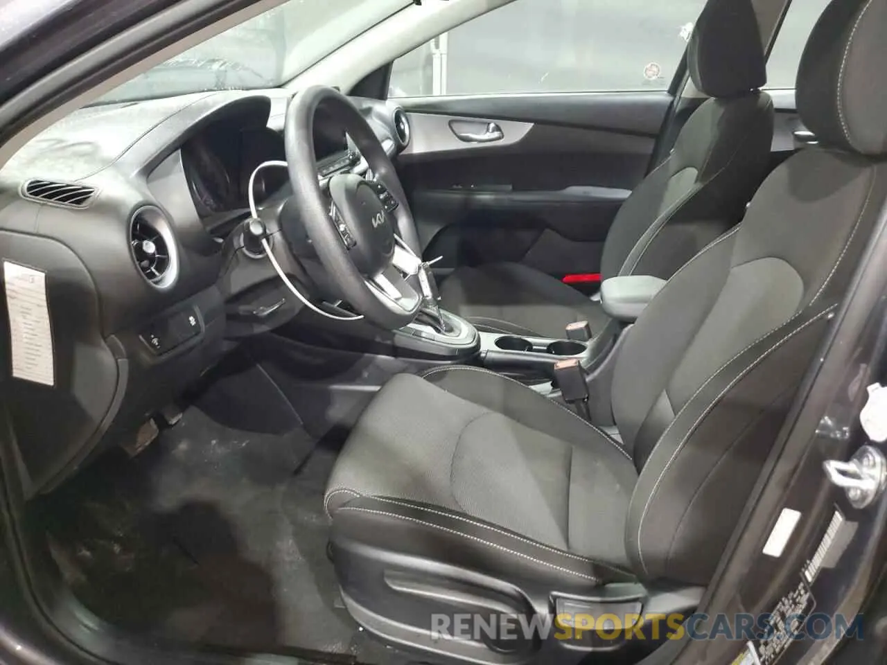 7 fotografías del automóvil dañado 3KPF24AD3RE739588 KIA FORTE 2024