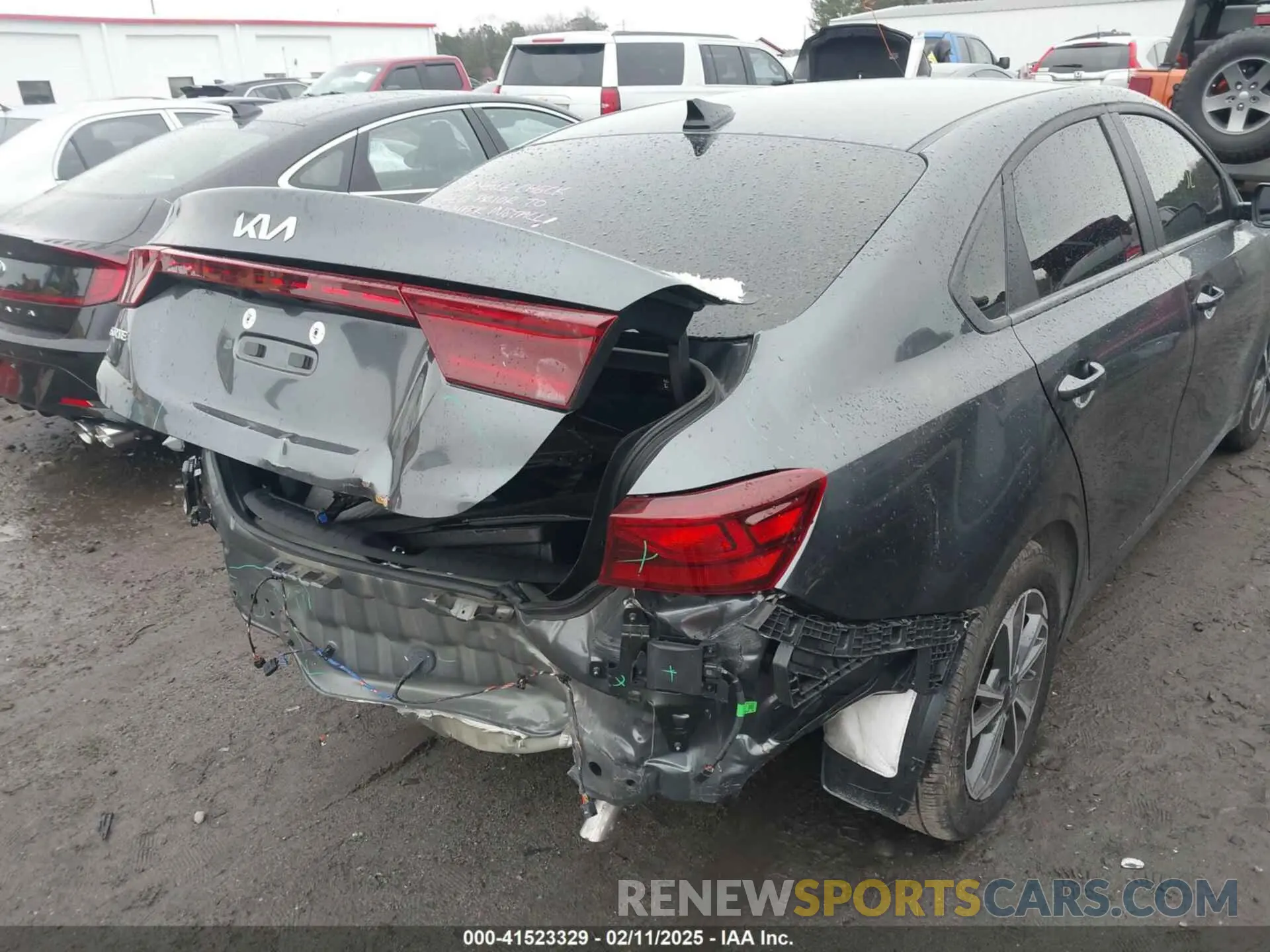 6 fotografías del automóvil dañado 3KPF24AD3RE758948 KIA FORTE 2024