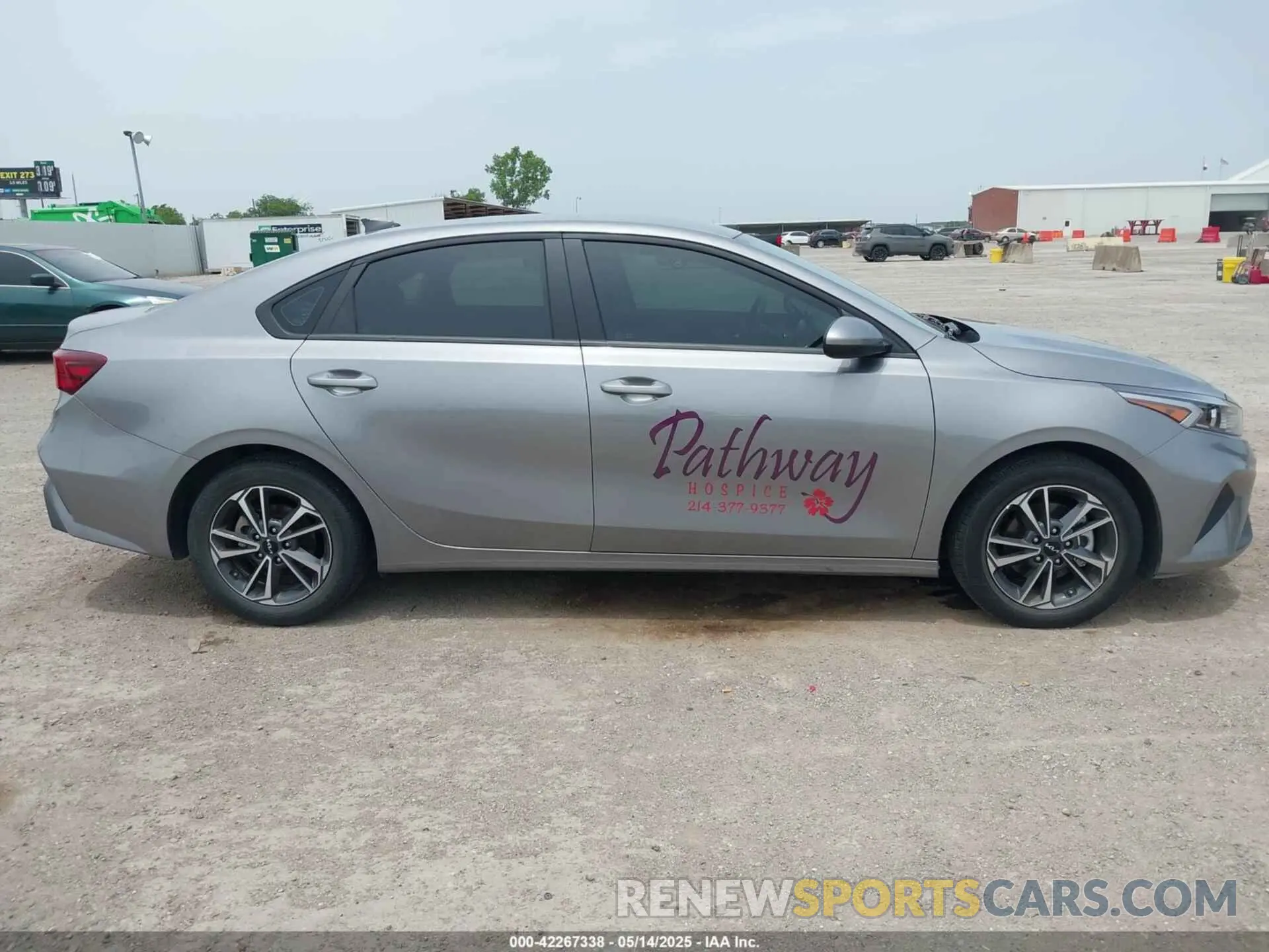 13 fotografías del automóvil dañado 3KPF24AD3RE766788 KIA FORTE 2024