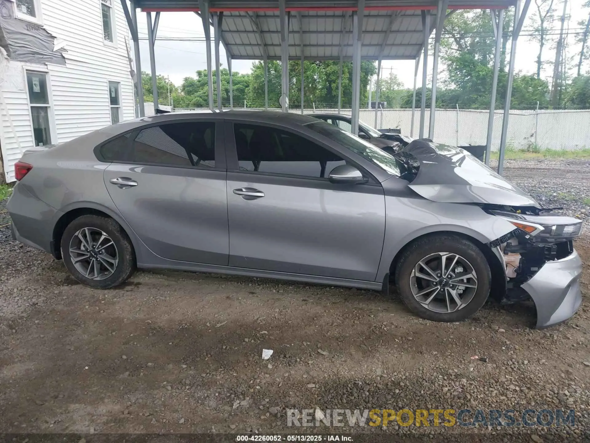 12 fotografías del automóvil dañado 3KPF24AD3RE773806 KIA FORTE 2024