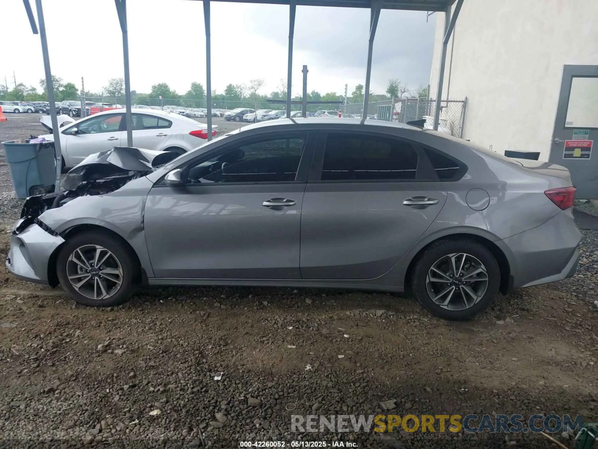 13 fotografías del automóvil dañado 3KPF24AD3RE773806 KIA FORTE 2024