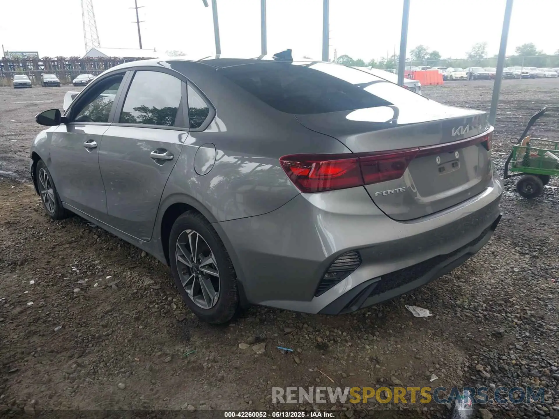 3 fotografías del automóvil dañado 3KPF24AD3RE773806 KIA FORTE 2024