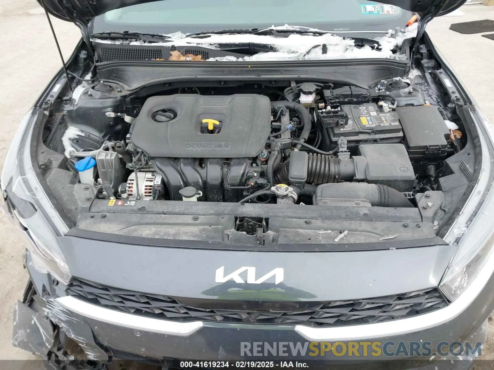 10 fotografías del automóvil dañado 3KPF24AD3RE816900 KIA FORTE 2024